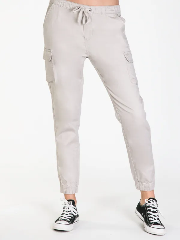 HARLOW DALLAS HYBRID JOGGER - CLEARANCE made by Harlow