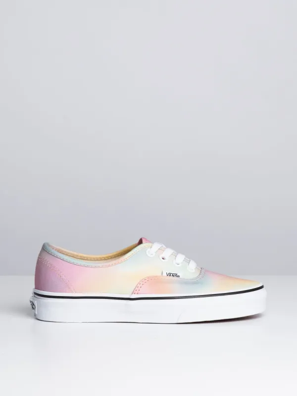 WOMENS AUTHENTIC SNEAKER - CLEARANCE made by Boathouse