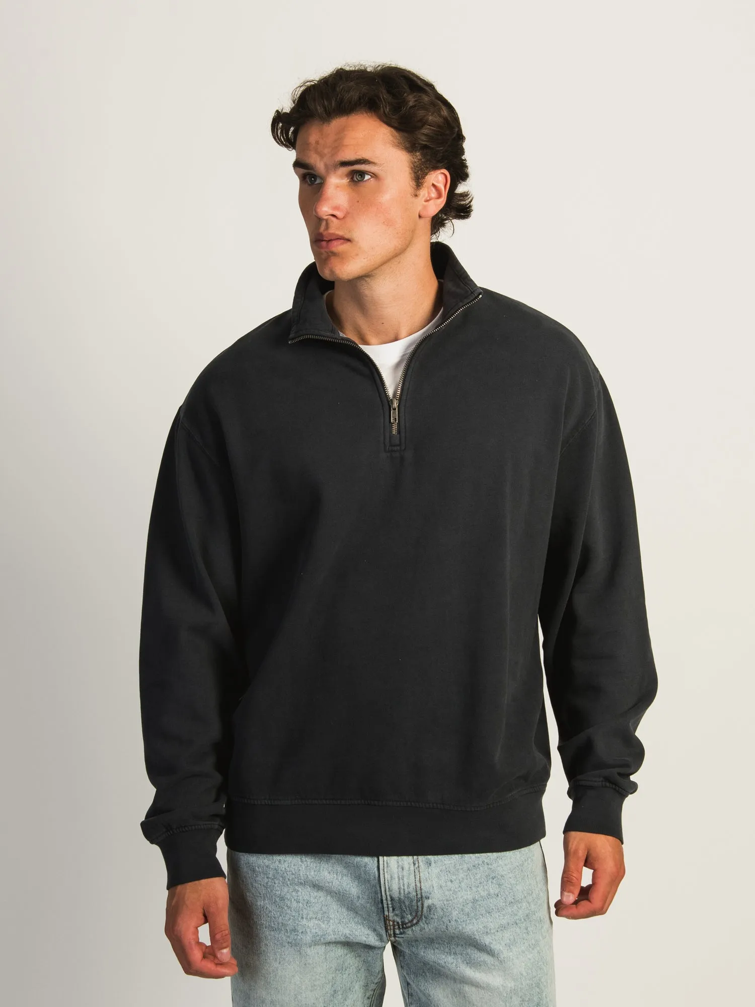 KOLBY PARKER VINTAGE WASH QUARTER ZIP - NAVY sold by Kolby