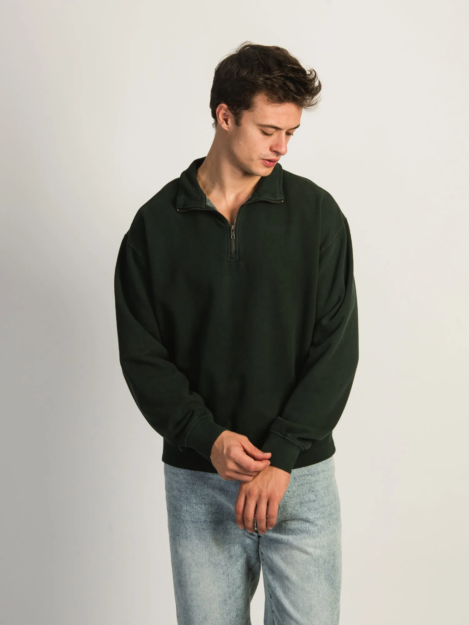 KOLBY PARKER VINTAGE WASH QUARTER ZIP - FOREST sold by Kolby