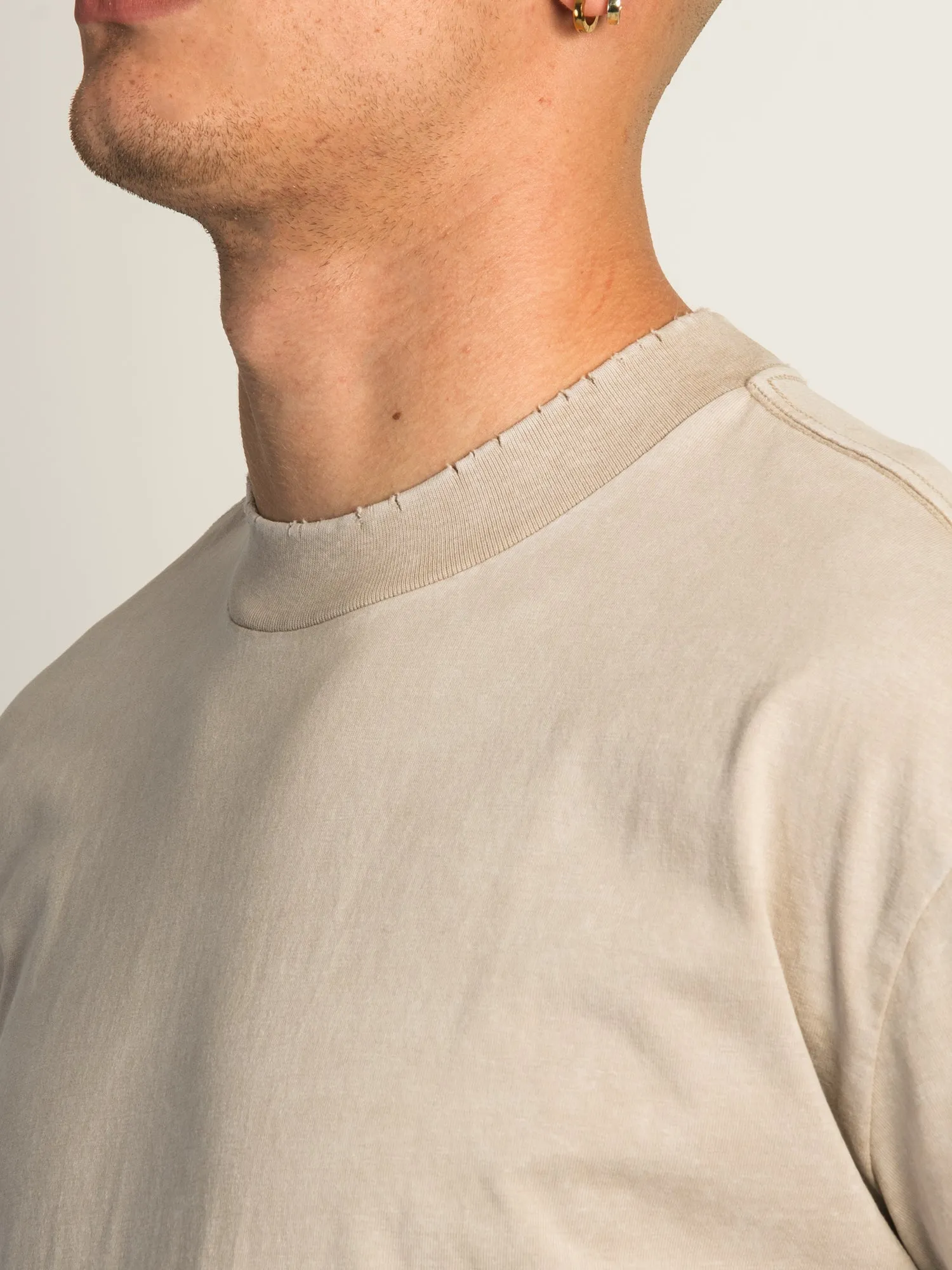 KOLBY HEAVYWEIGHT T-SHIRT - BLACK sold by Kolby product image thumbnail 5