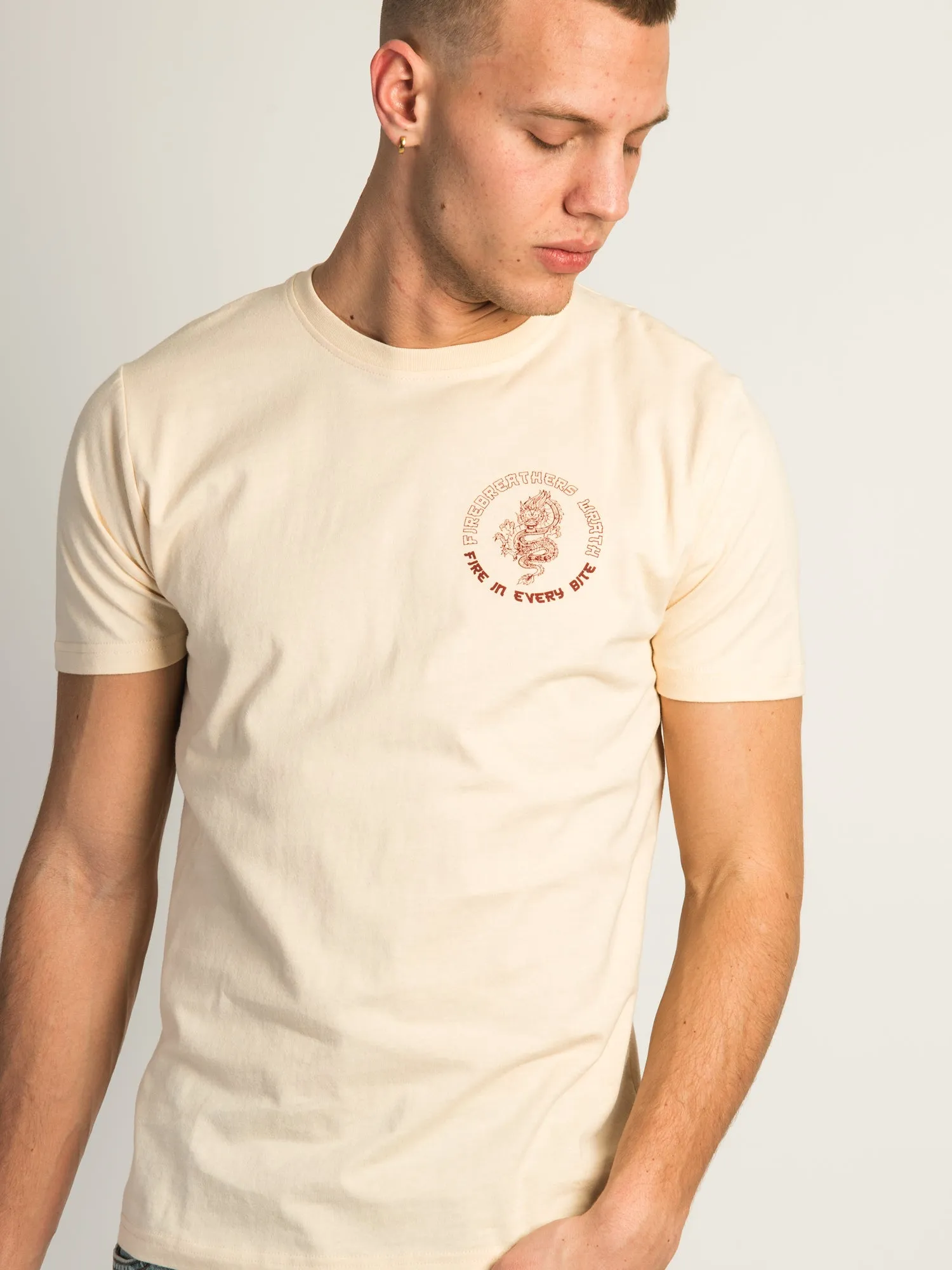 KOLBY GRAPHIC T-SHIRT- HOT CHILI sold by Kolby product image thumbnail 3