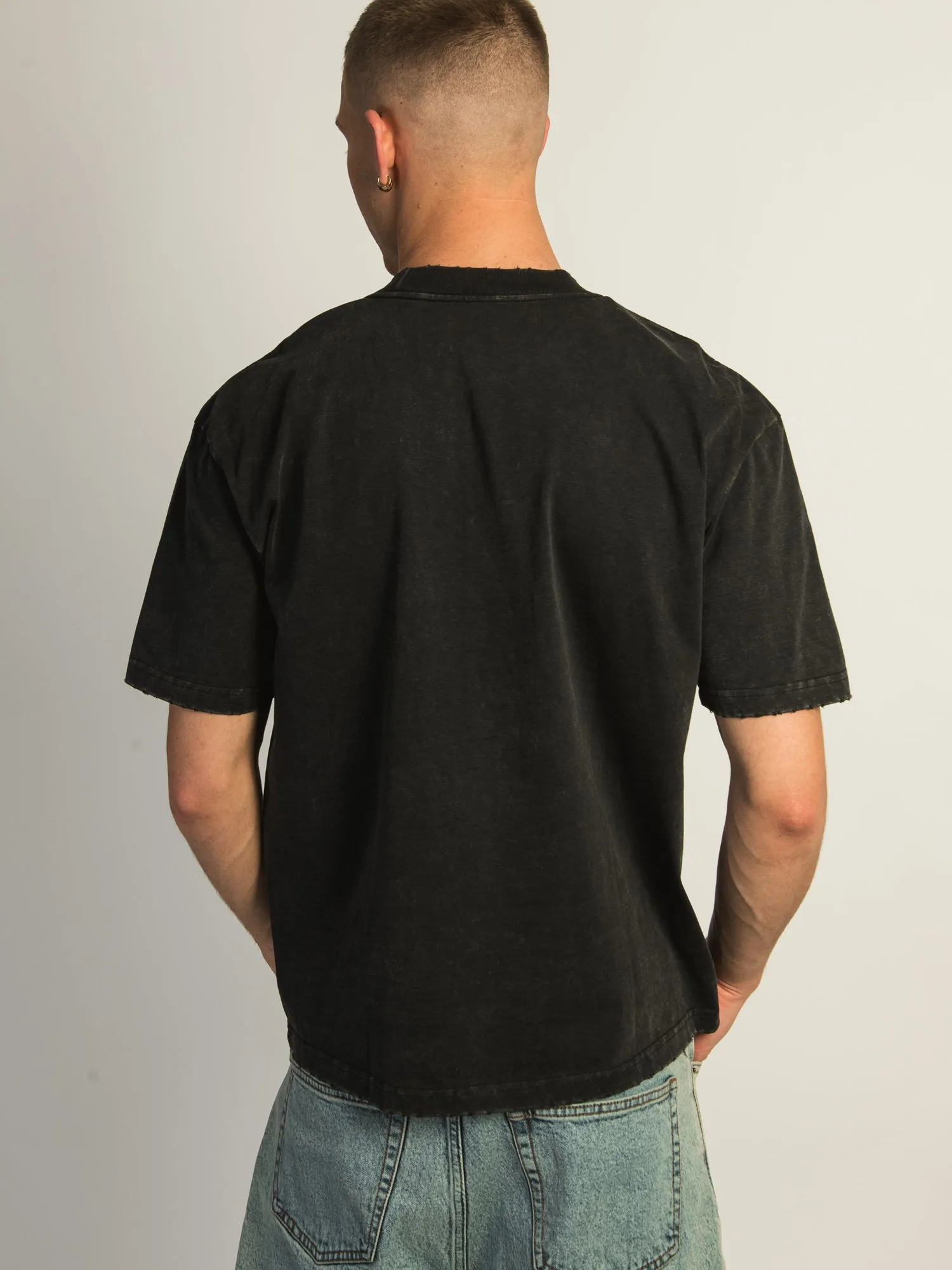KOLBY HEAVYWEIGHT T-SHIRT - BLACK sold by Kolby product image thumbnail 4