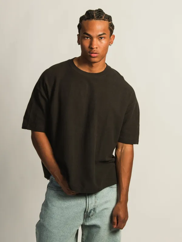 KOLBY SHORT CUT KNIT TEE- BLACK sold by Kolby