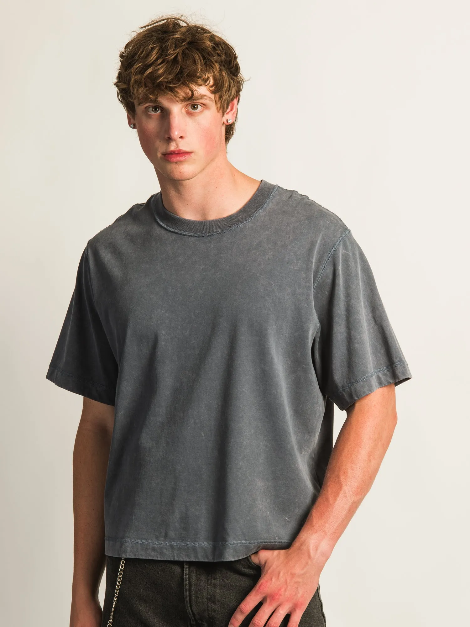 KOLBY SHORT CUT HEAVYWEIGHT TEE - BLUE sold by Kolby product image thumbnail 4