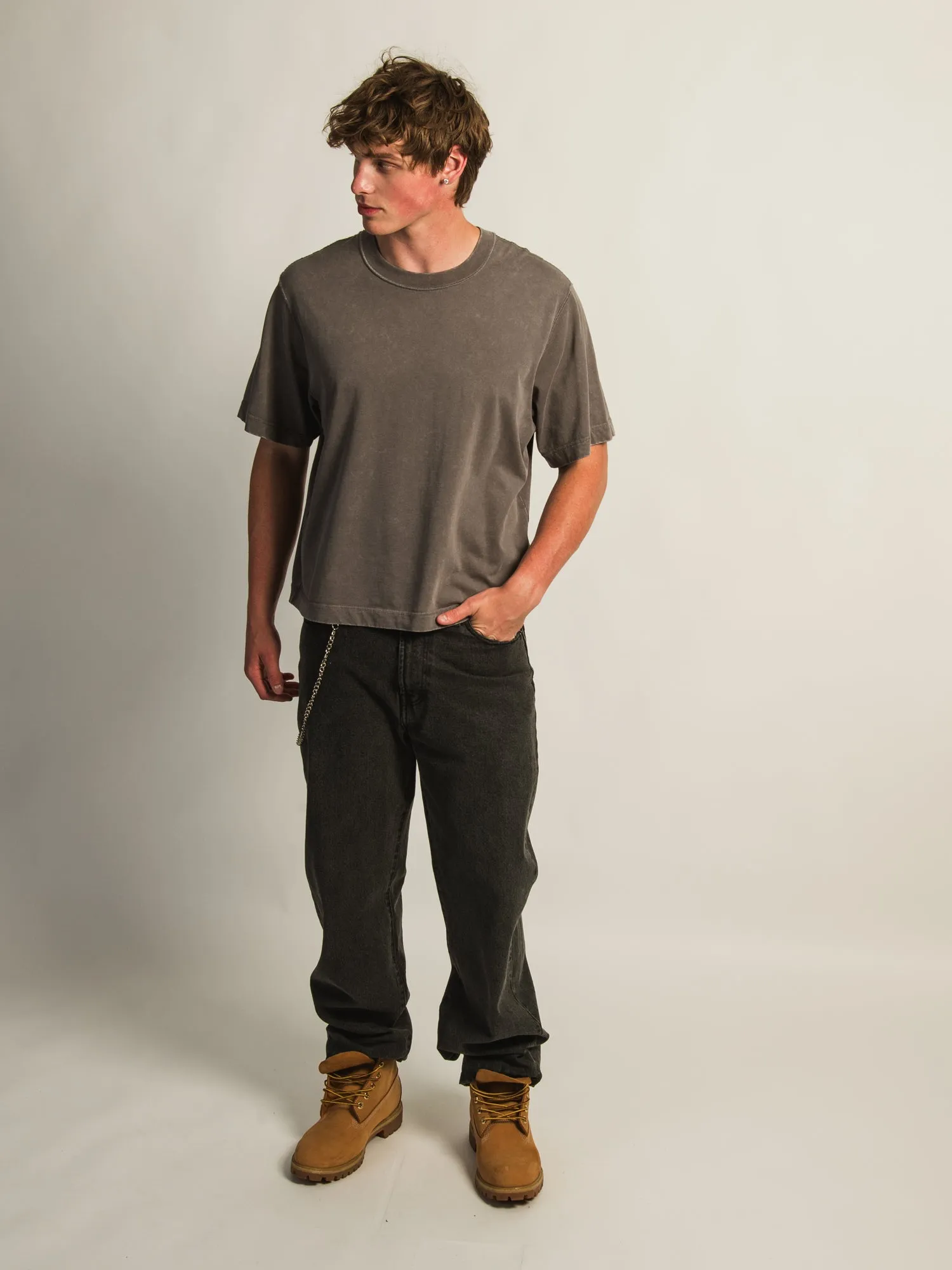 KOLBY SHORT CUT HEAVYWEIGHT TEE - CHARCOAL sold by Kolby product image thumbnail 3
