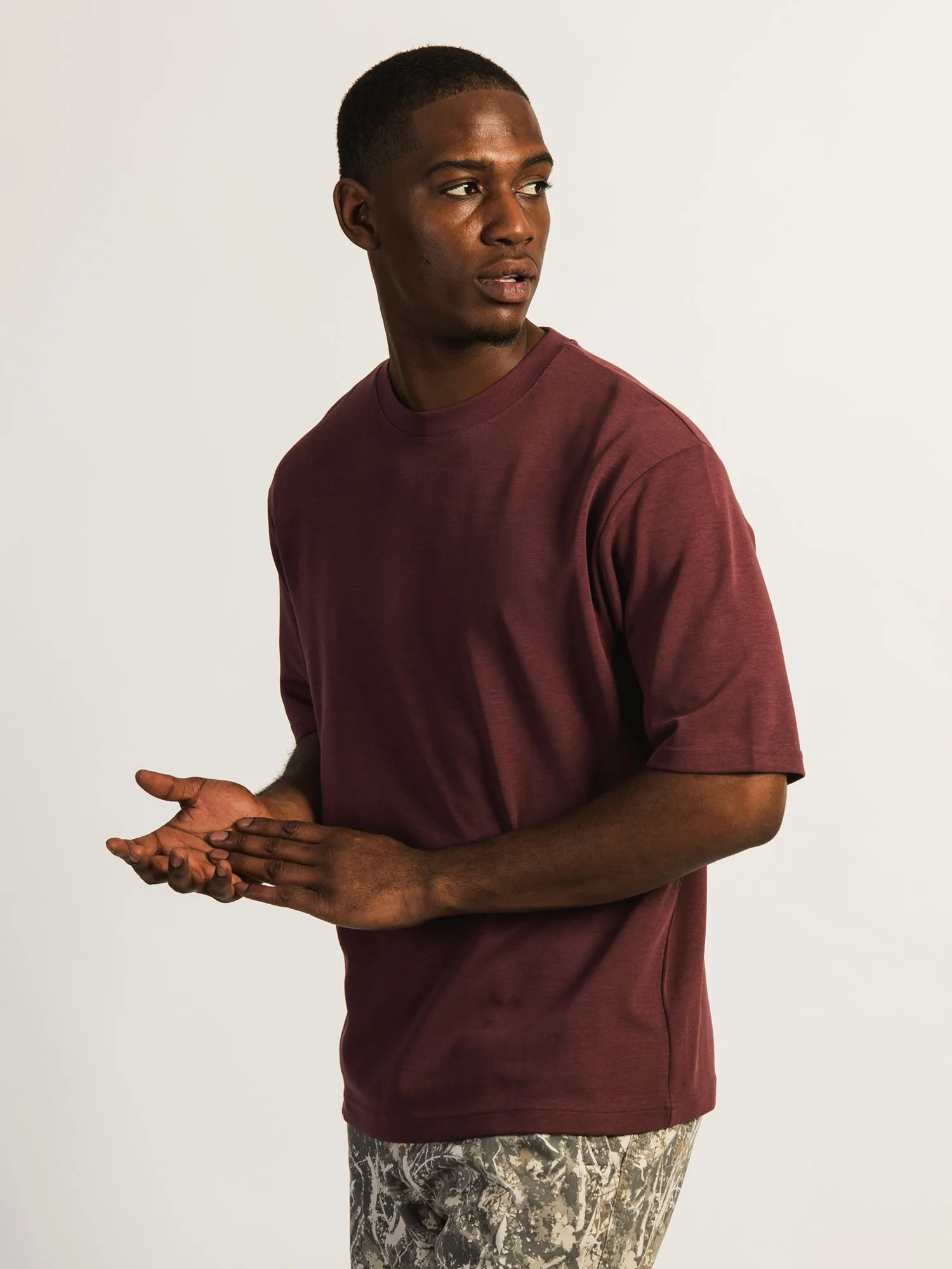KOLBY KEEP COOL BOXY FIT TEE - PLUM sold by Kolby product image thumbnail 3