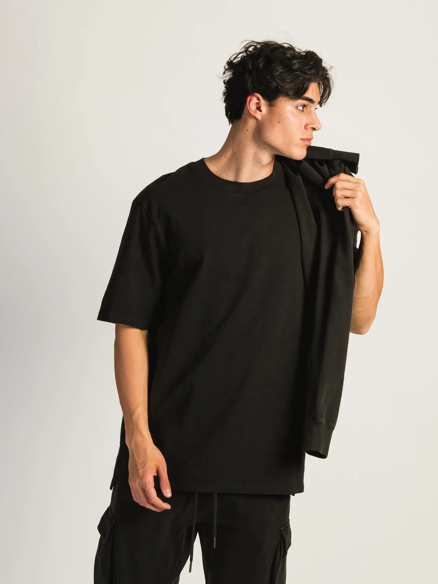 KOLBY PARKER GARMET DYE HOODIE - BLACK sold by Kolby product image thumbnail 3