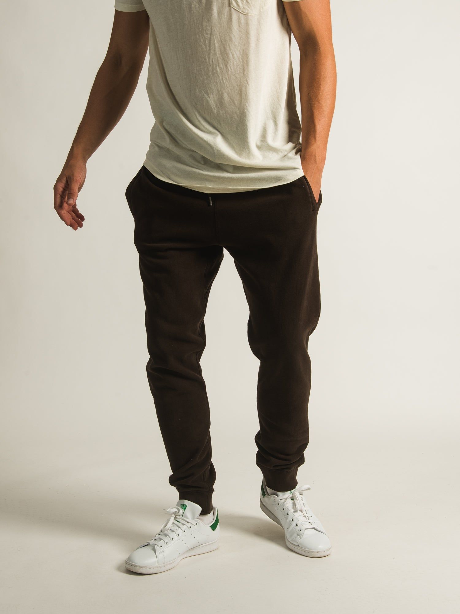 KOLBY GARMENT DYE SLIM JOGGER sold by Kolby