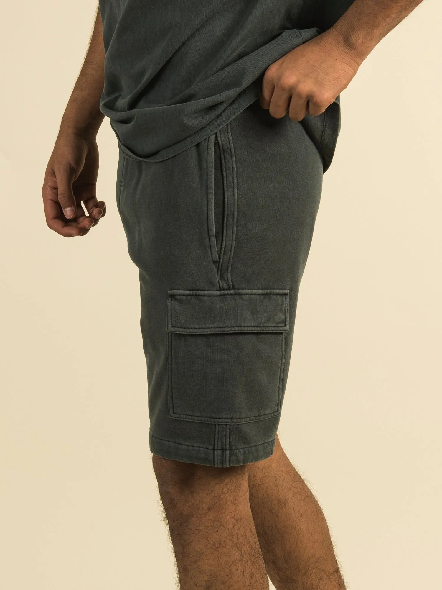 KOLBY GARMENT DYE FLEECE CARGO SHORT sold by Kolby product image thumbnail 3