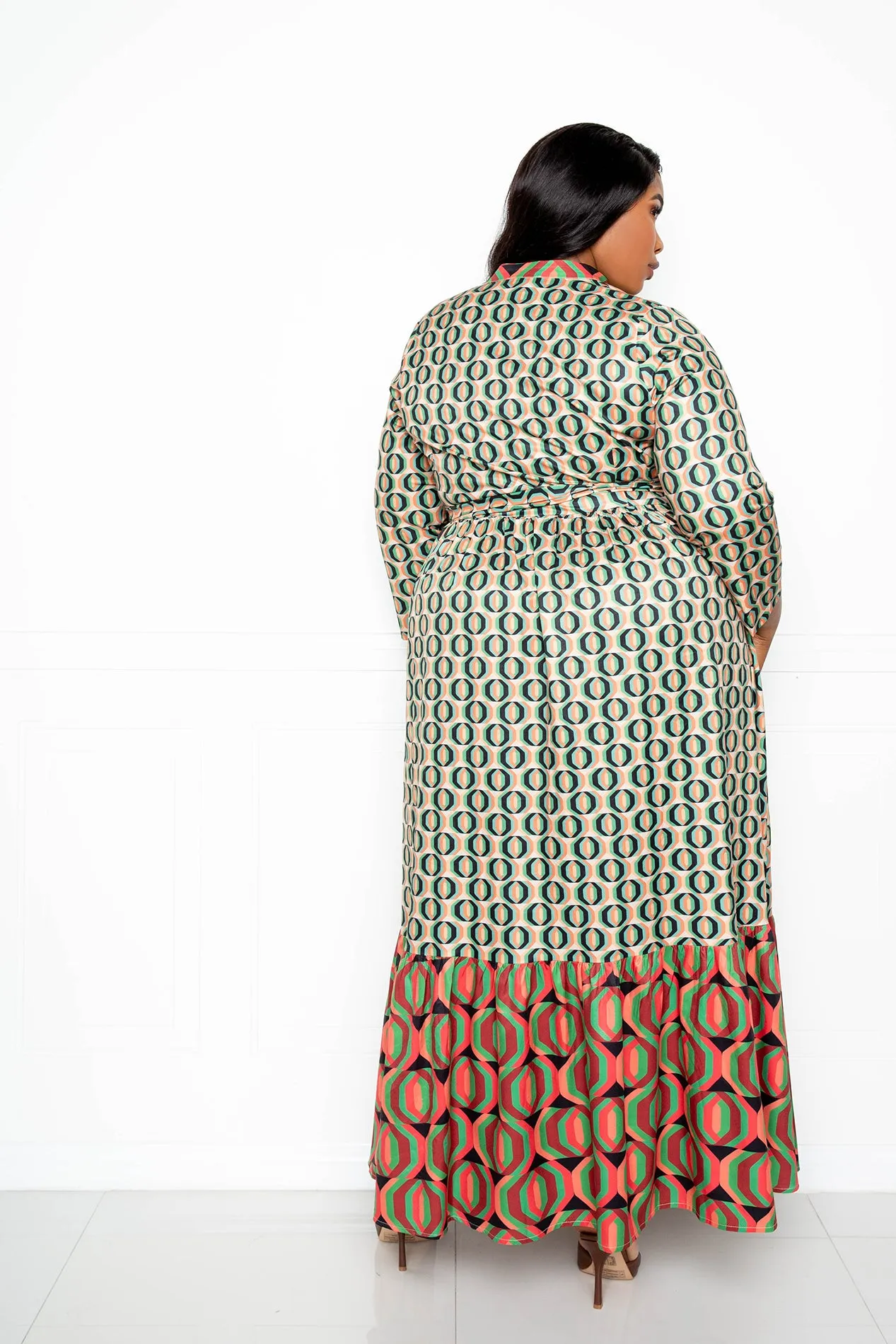 Contrast Print Maxi Shirt Dress sold by Buxom Couture product image thumbnail 4