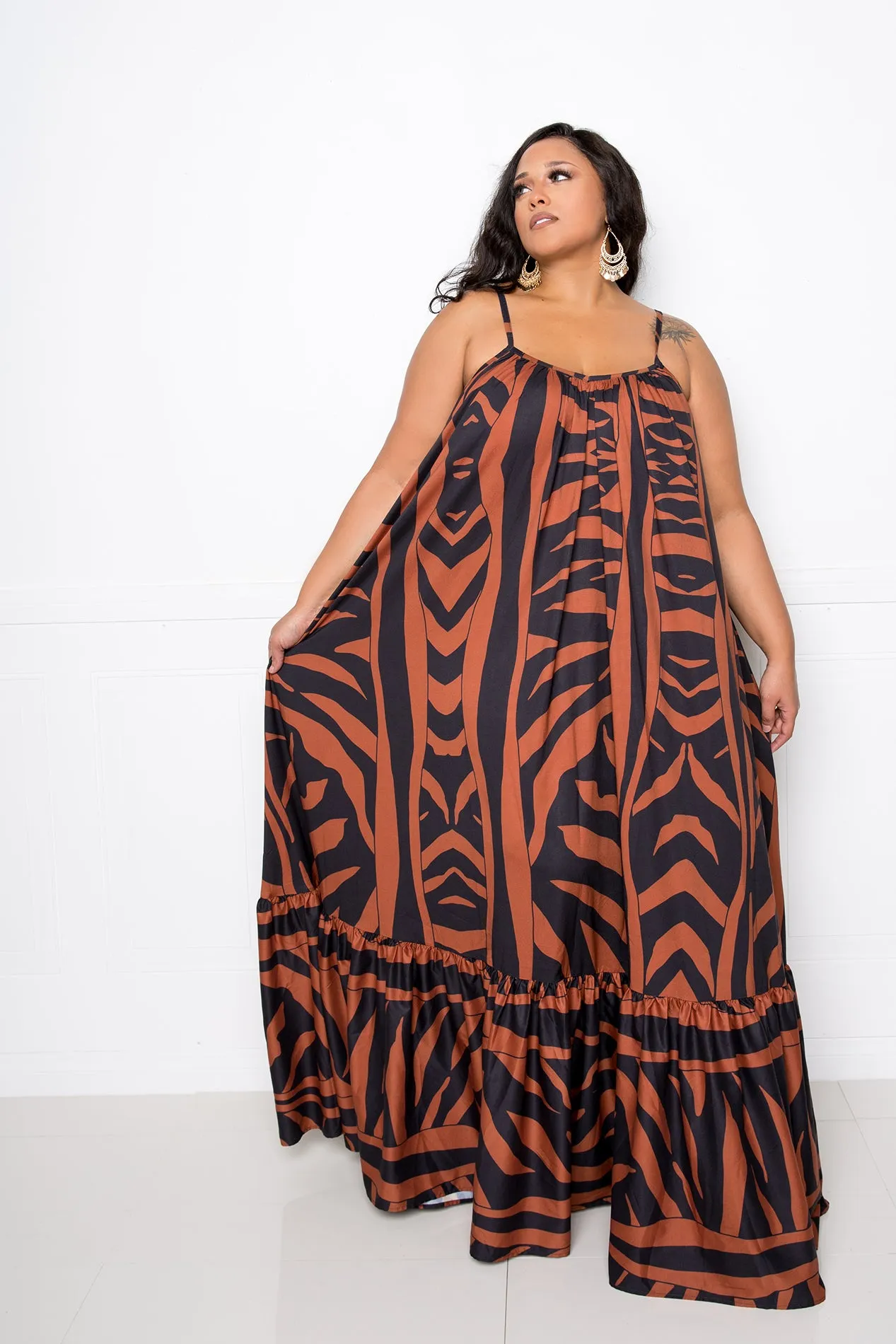Print Voluminous Maxi Dress sold by Buxom Couture product image thumbnail 2