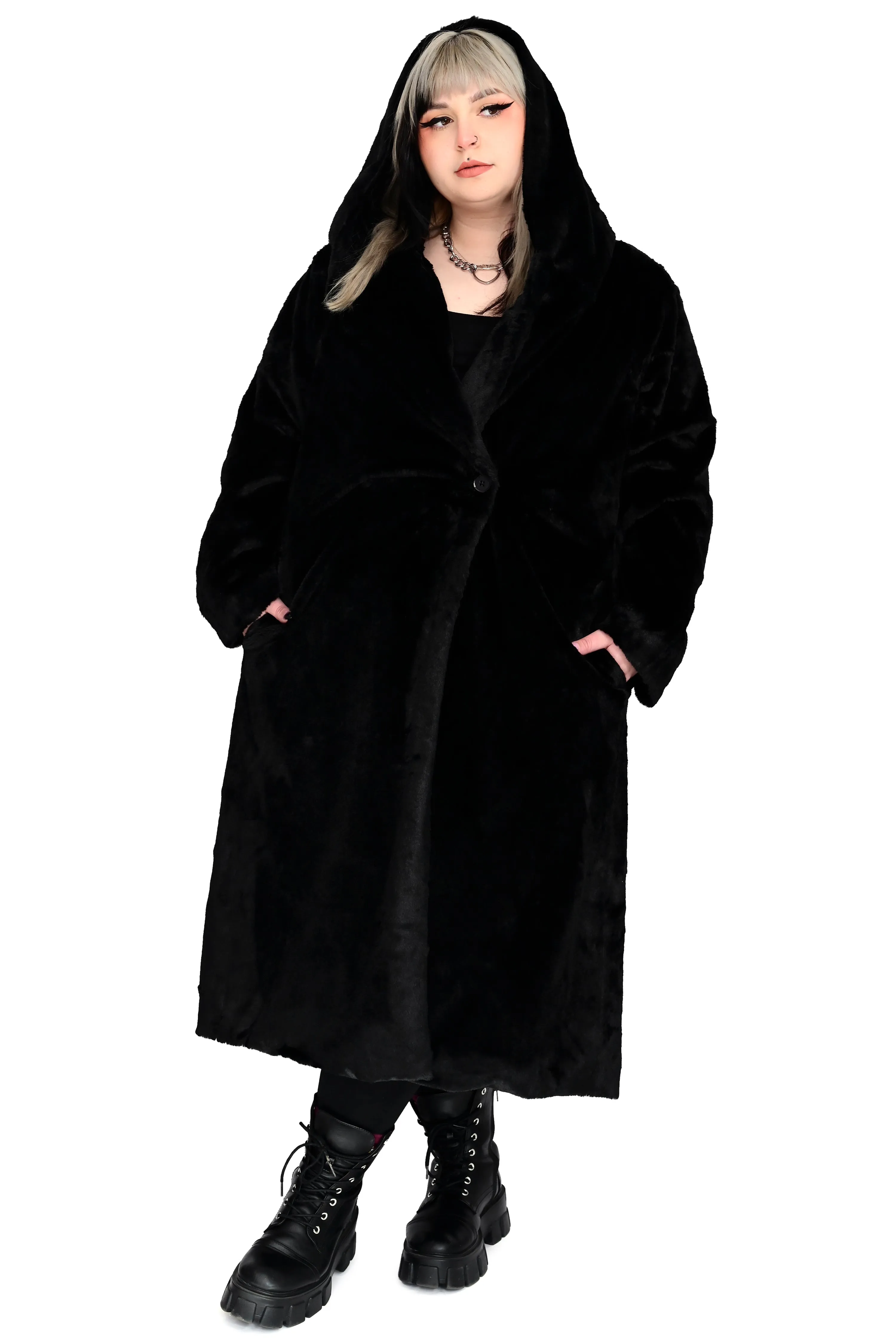 Thora Faux Fur Coat - No Restock! - XS/2XL/3XL left! sold by Foxblood product image thumbnail 2