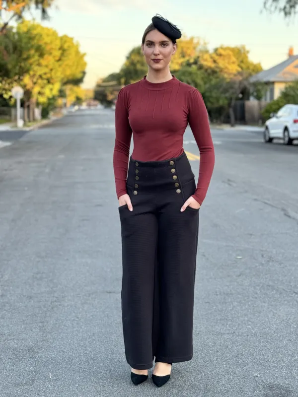 The Emmiline Pullover - Rusty sold by Effie’s Heart