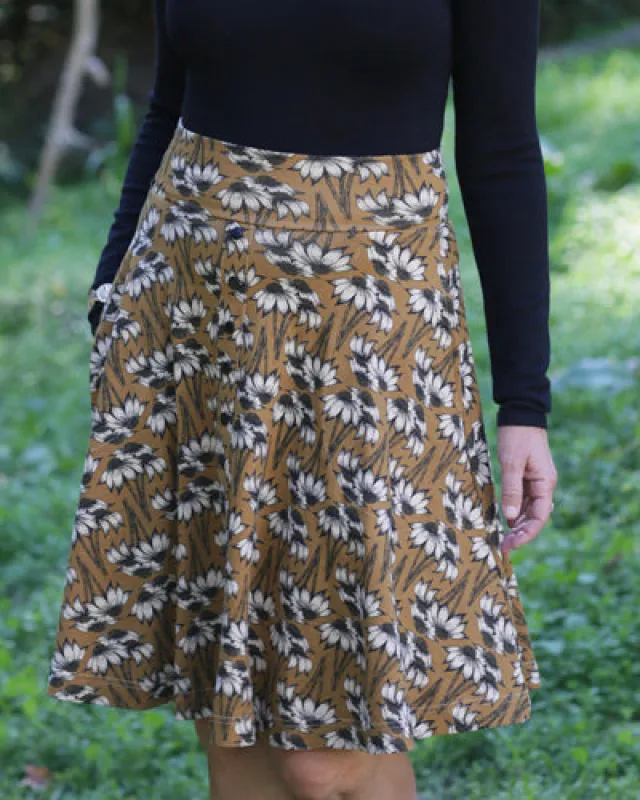 The Hiking Skirt - Susan SAMPLE *Final Sale* sold by Effie’s Heart