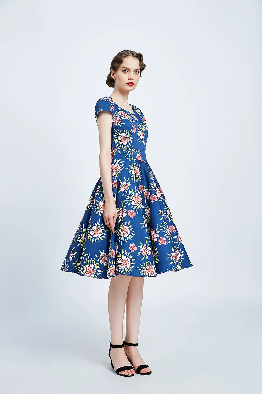 "Laura" Sakura sold by miss lulo product image thumbnail 2