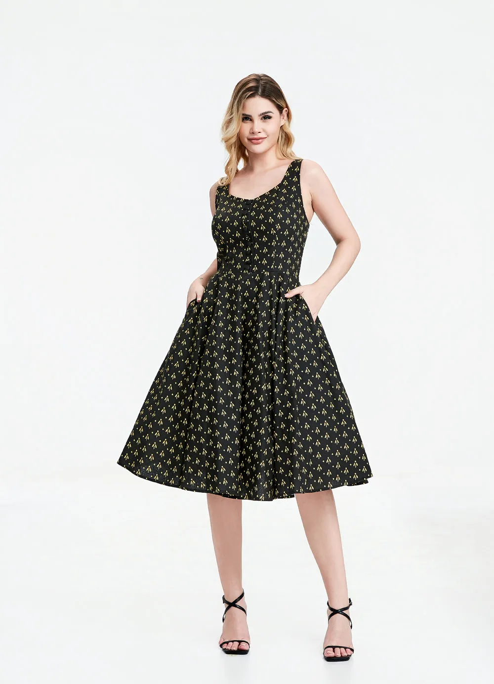 "Heidi" Atomic Bee sold by miss lulo product image thumbnail 2