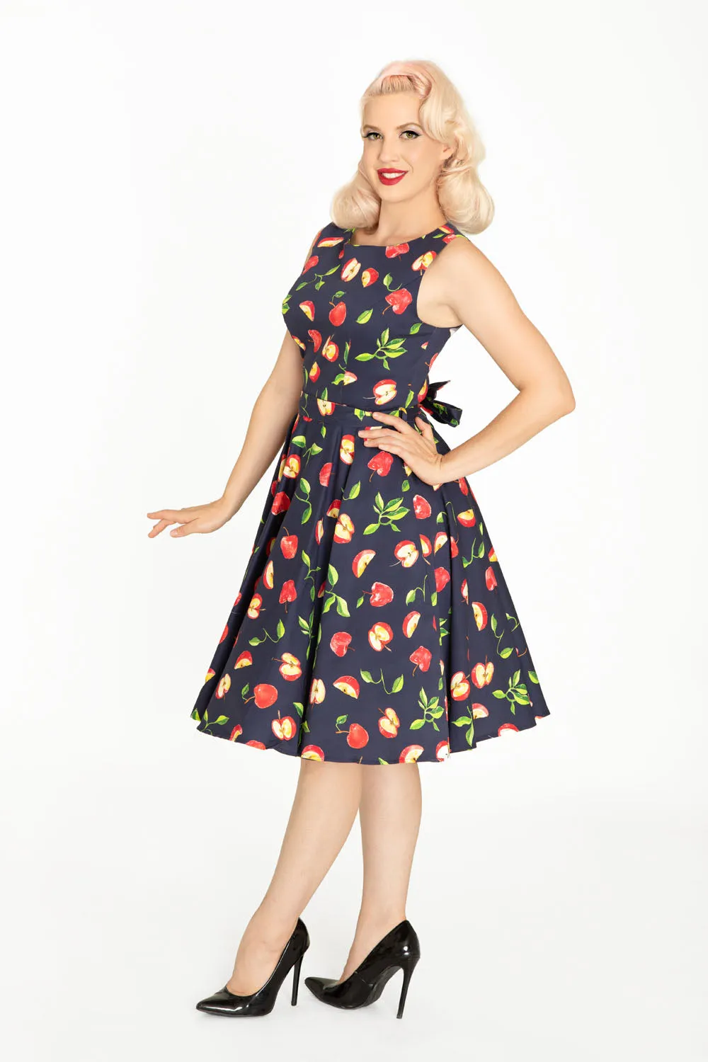 "Ruby" Apples sold by miss lulo product image thumbnail 3