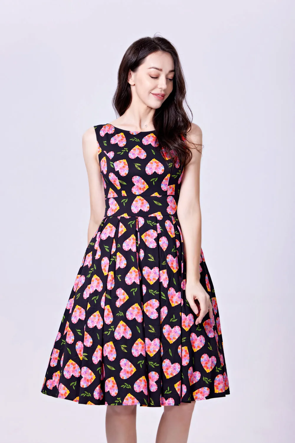 "Lily" Heart & Leaves sold by miss lulo product image thumbnail 5