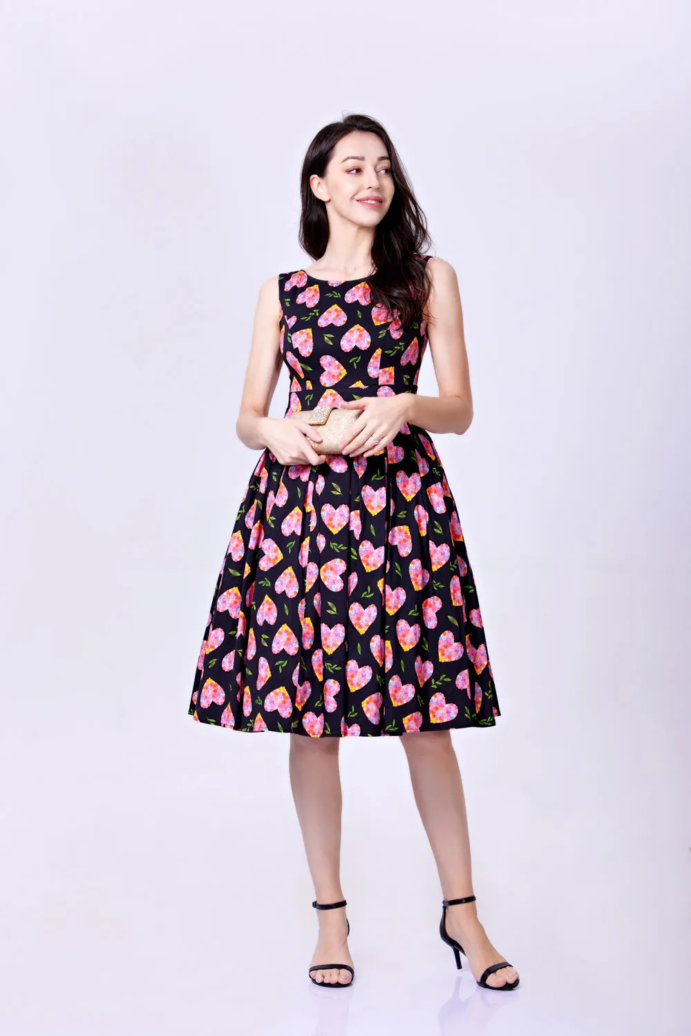 "Lily" Heart & Leaves sold by miss lulo product image thumbnail 3