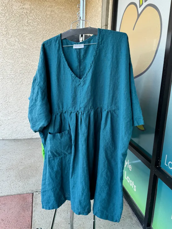Liesel Tunic - Med (3x/4x) sold by Love Your Peaches