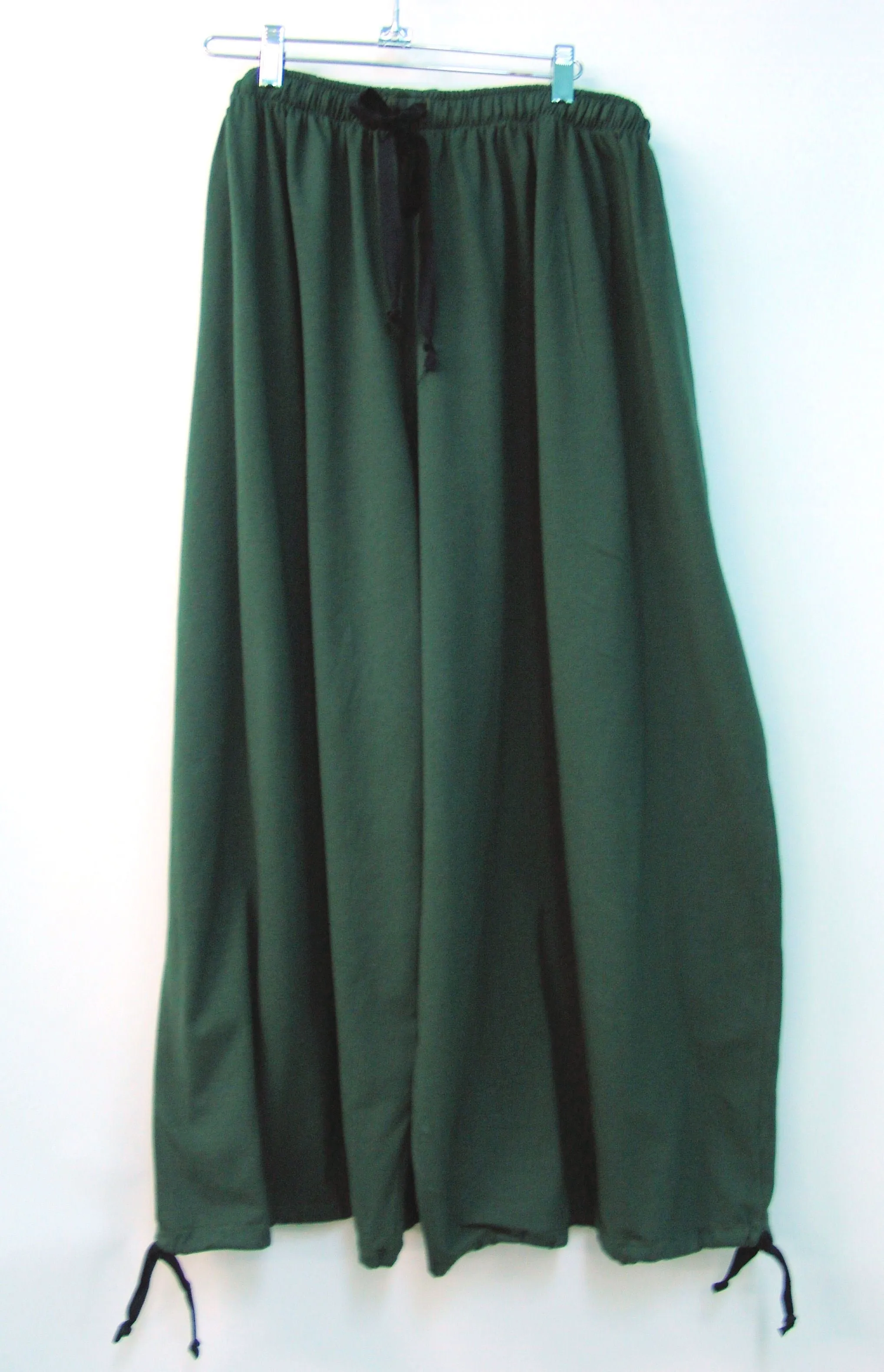 Anneka Crop Pants sold by Love Your Peaches product image thumbnail 3