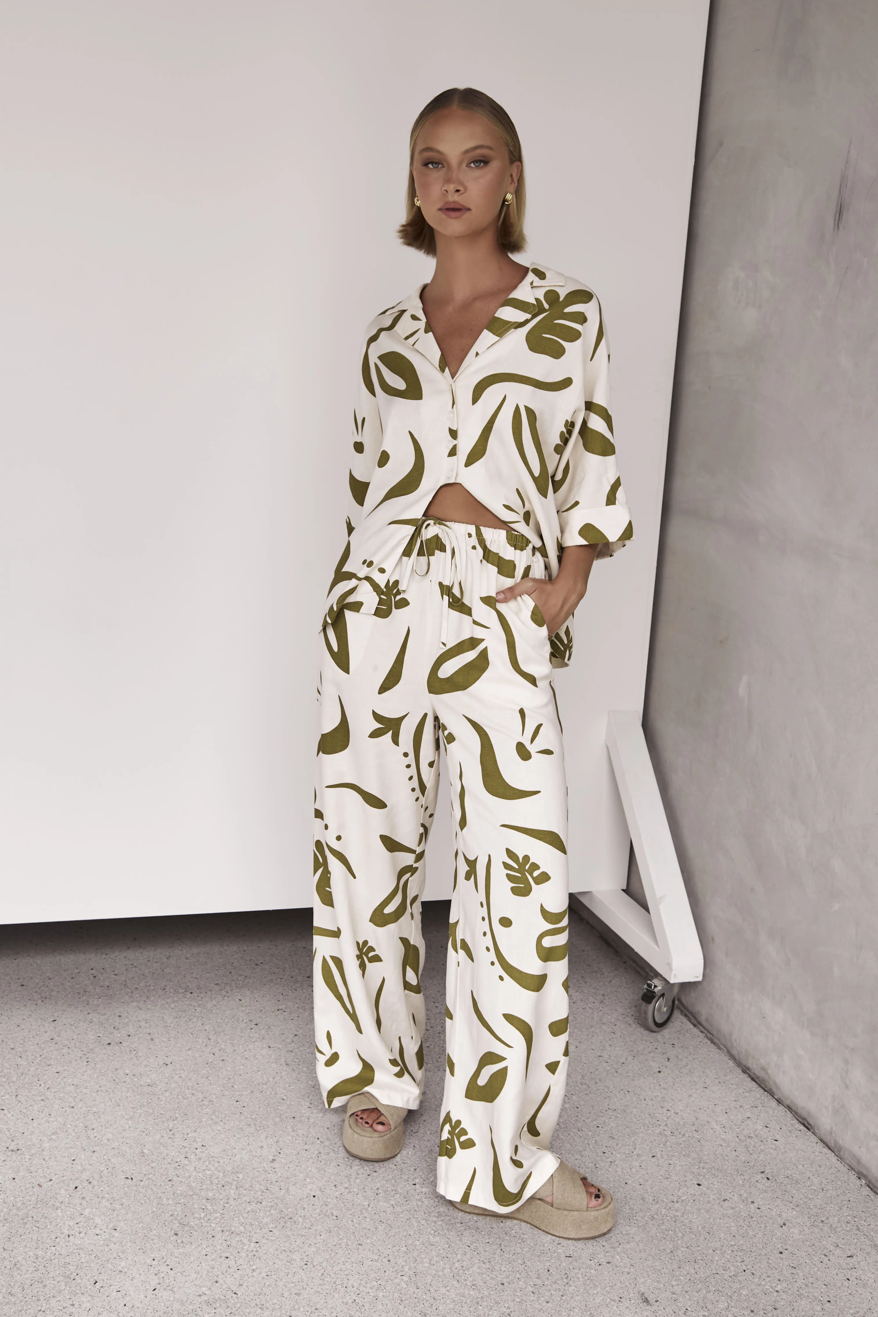 Morgan Pant (Cream) sold by Runway Scout product image thumbnail 3