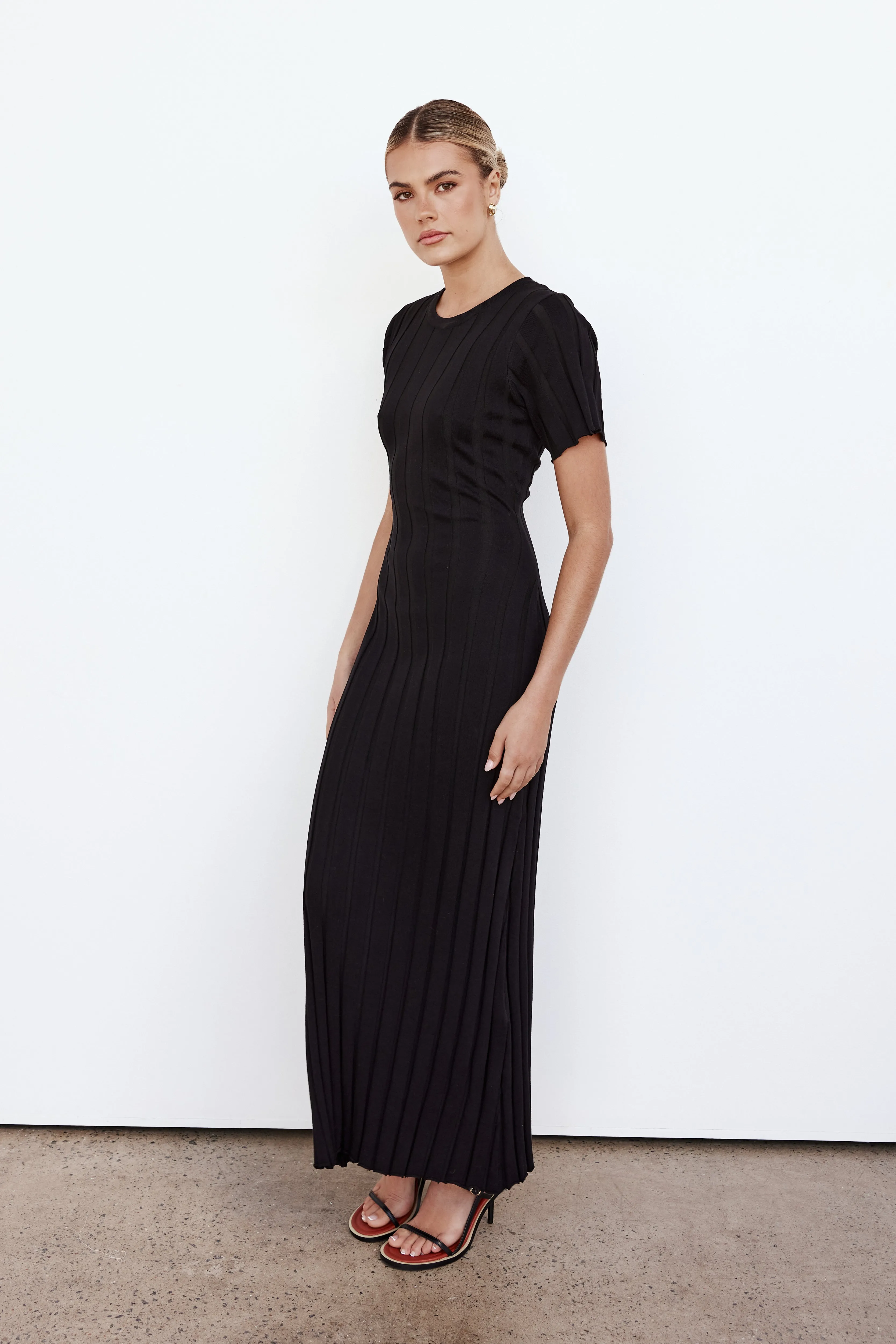 Isha Maxi Dress (Black) sold by Runway Scout product image thumbnail 4