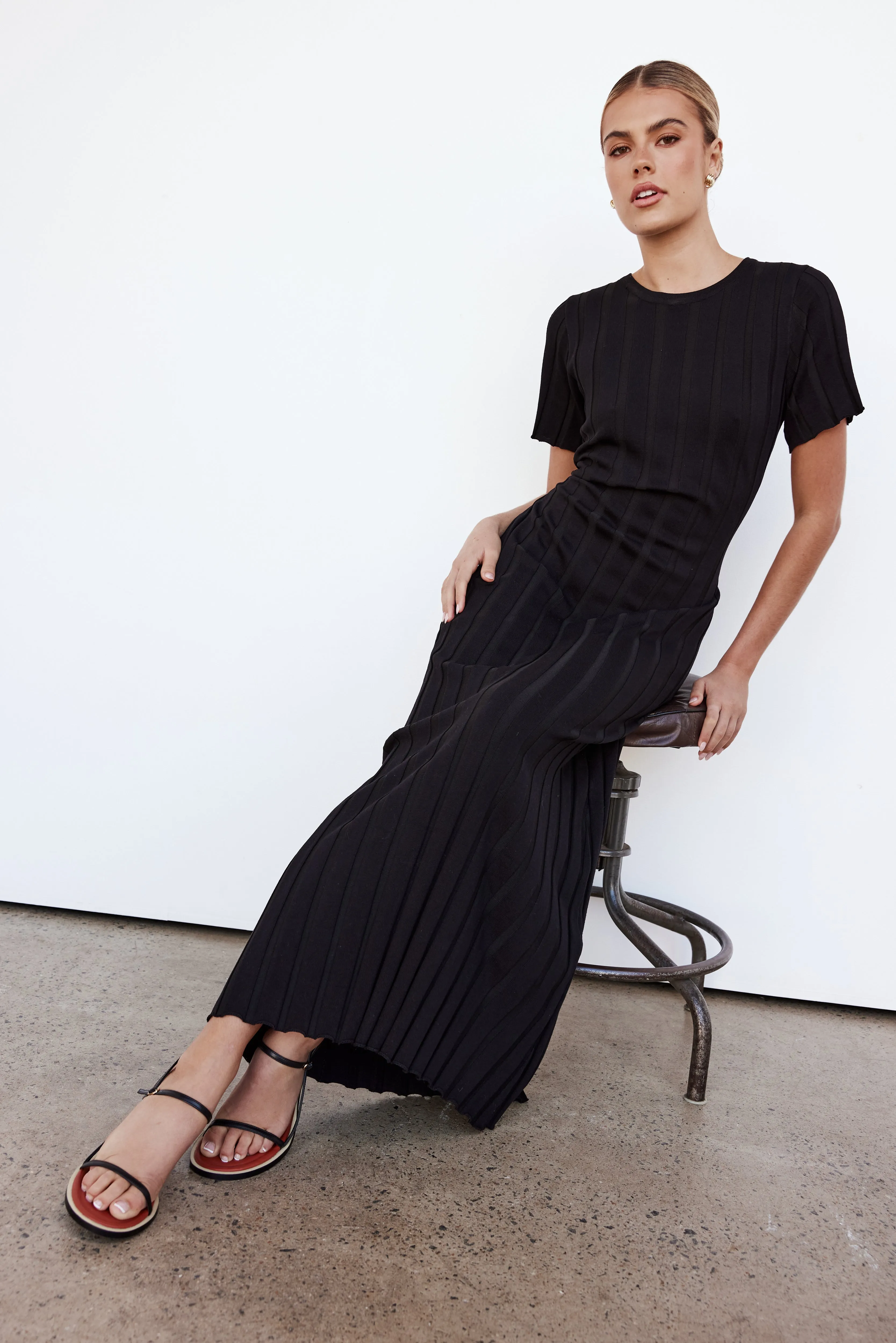 Isha Maxi Dress (Black) sold by Runway Scout product image thumbnail 5