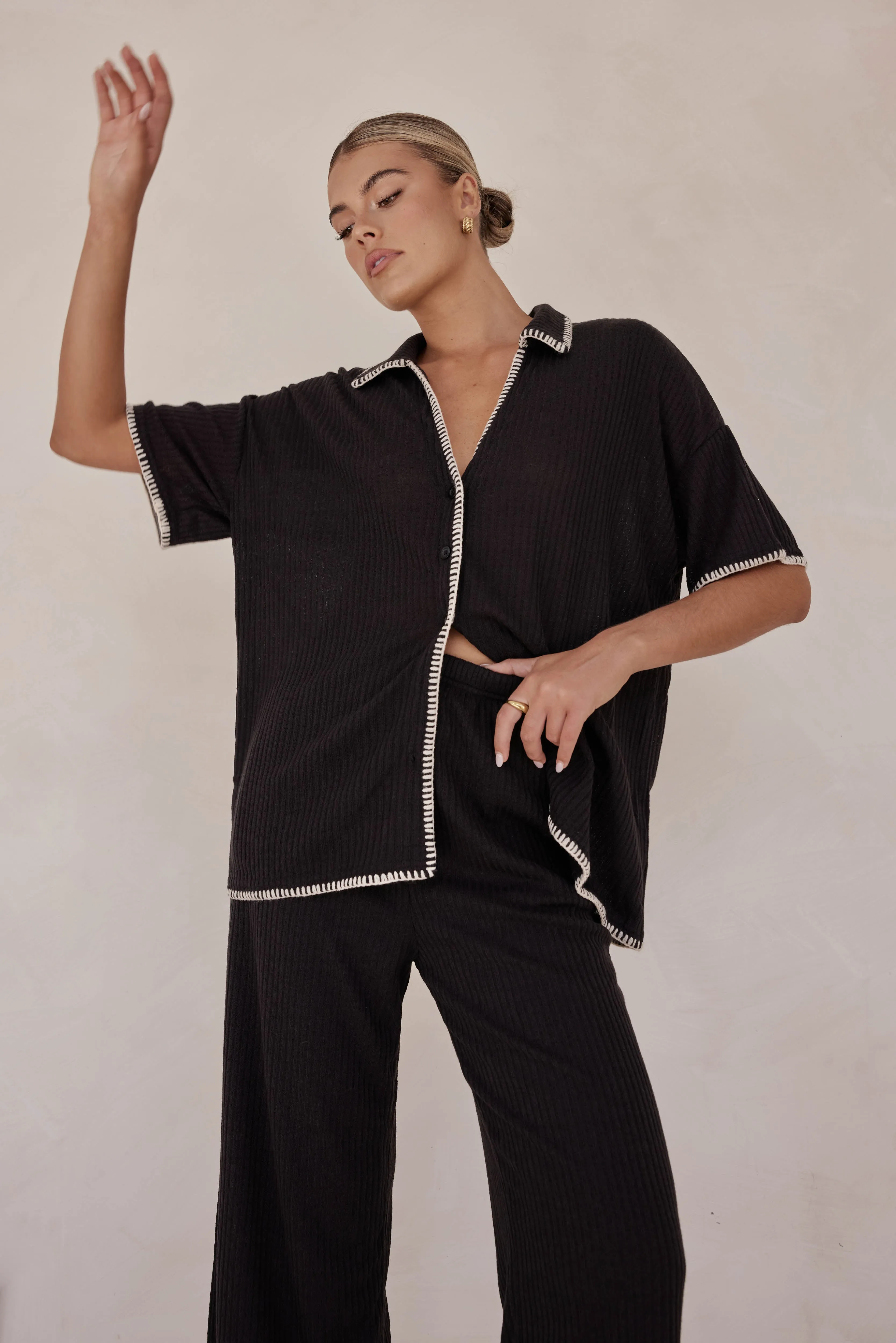 Leslie Set (Black) sold by Runway Scout