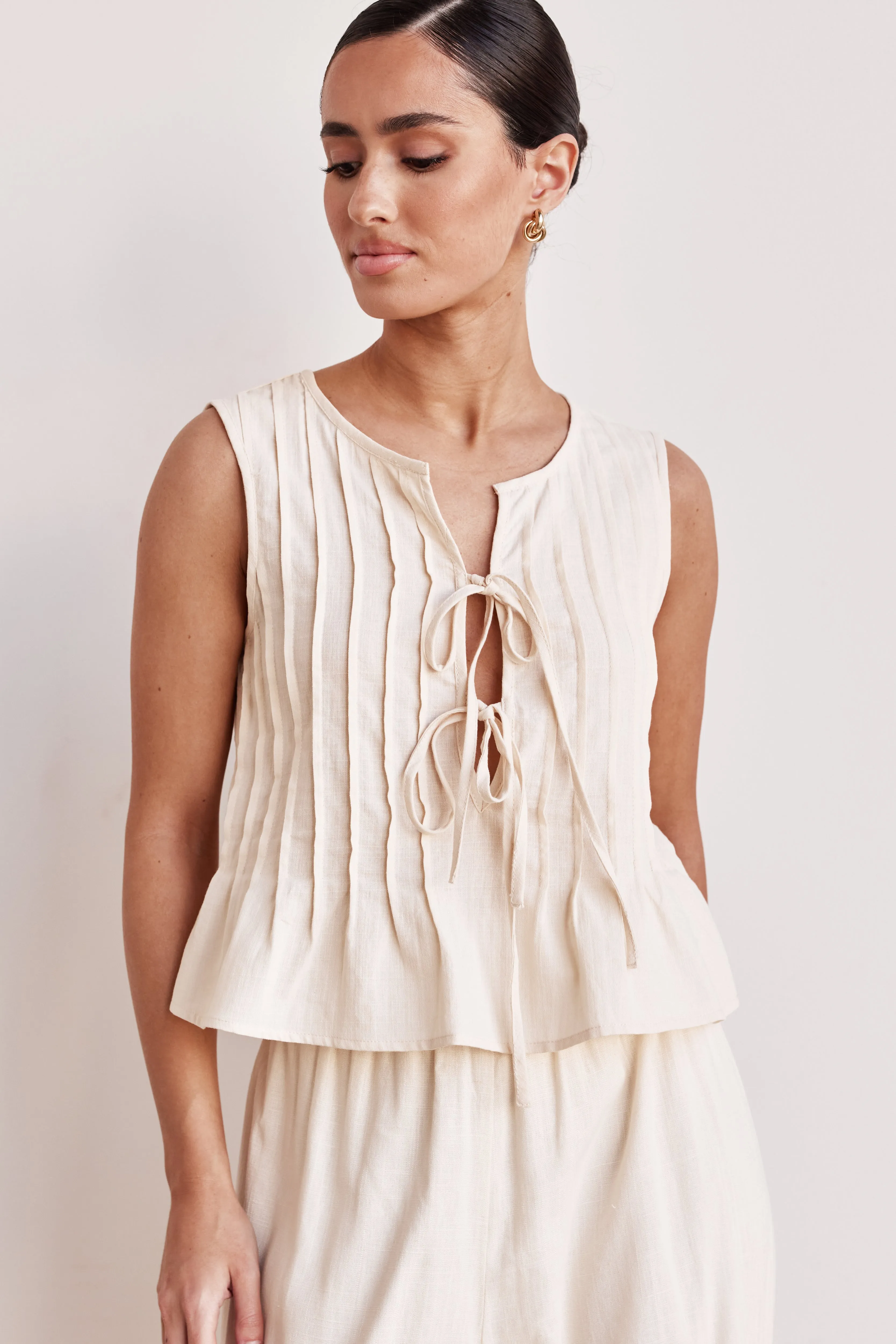 Harper Top (Cream) sold by Runway Scout product image thumbnail 3