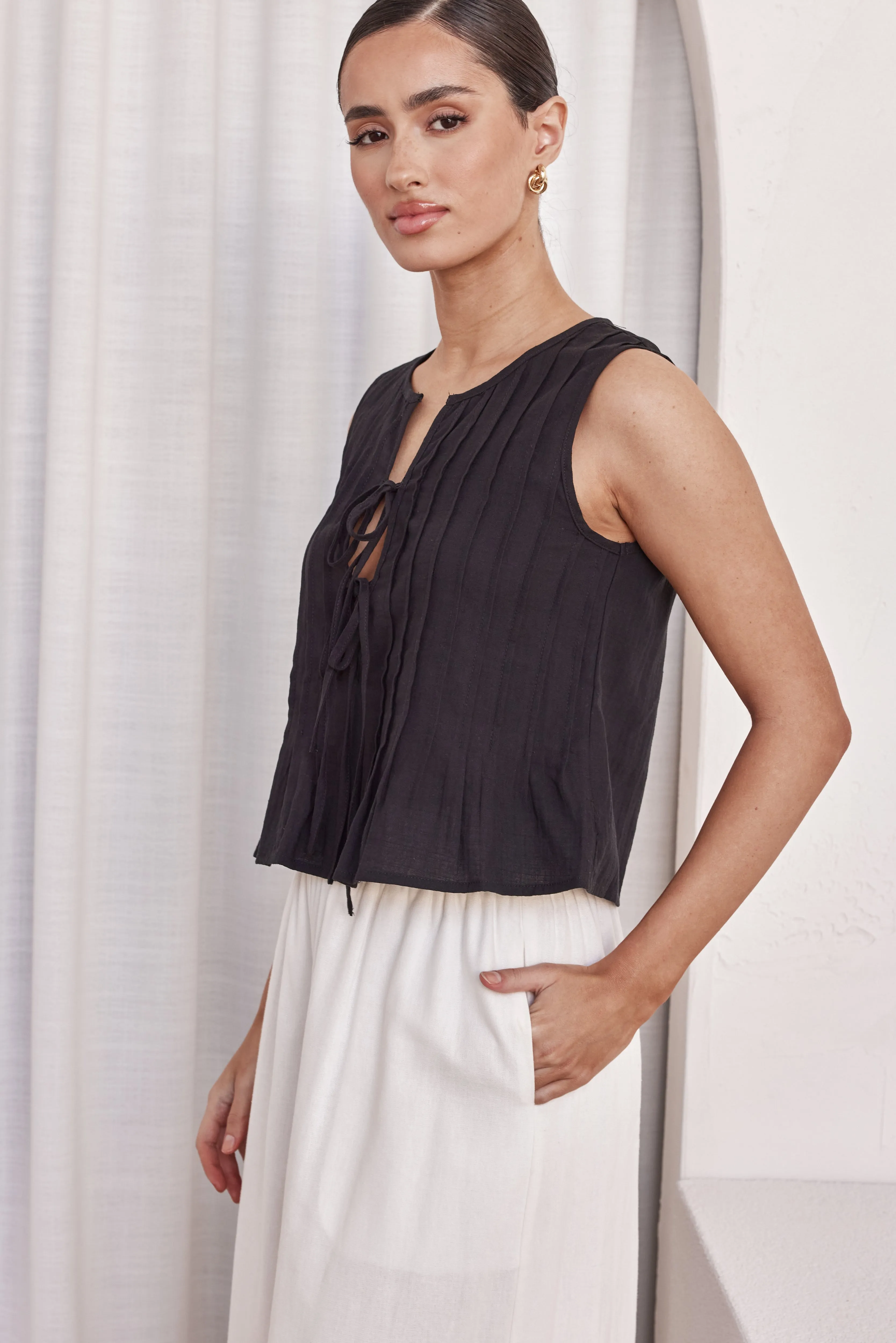 Harper Top (Black) sold by Runway Scout product image thumbnail 5