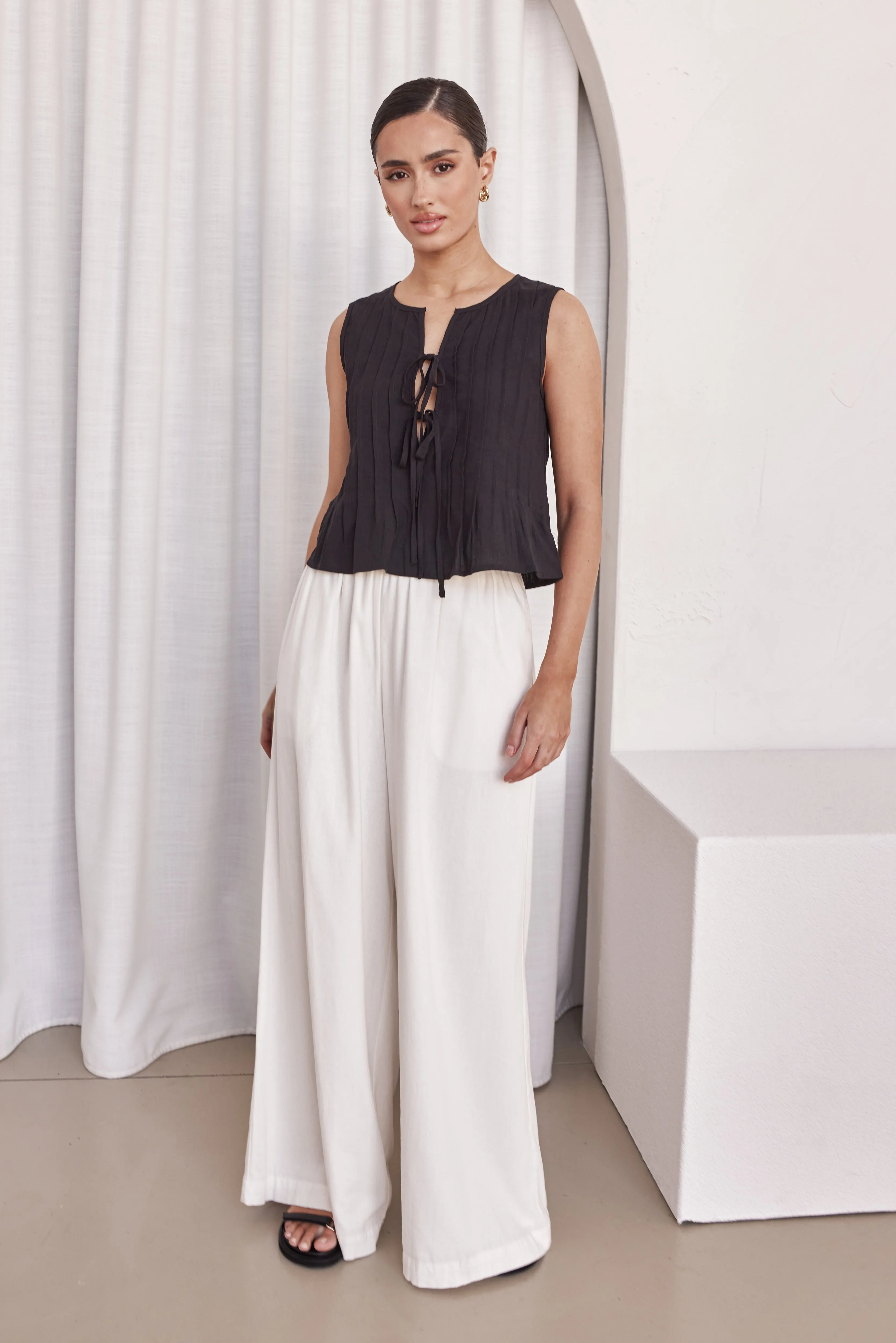 Harper Top (Black) sold by Runway Scout product image thumbnail 2