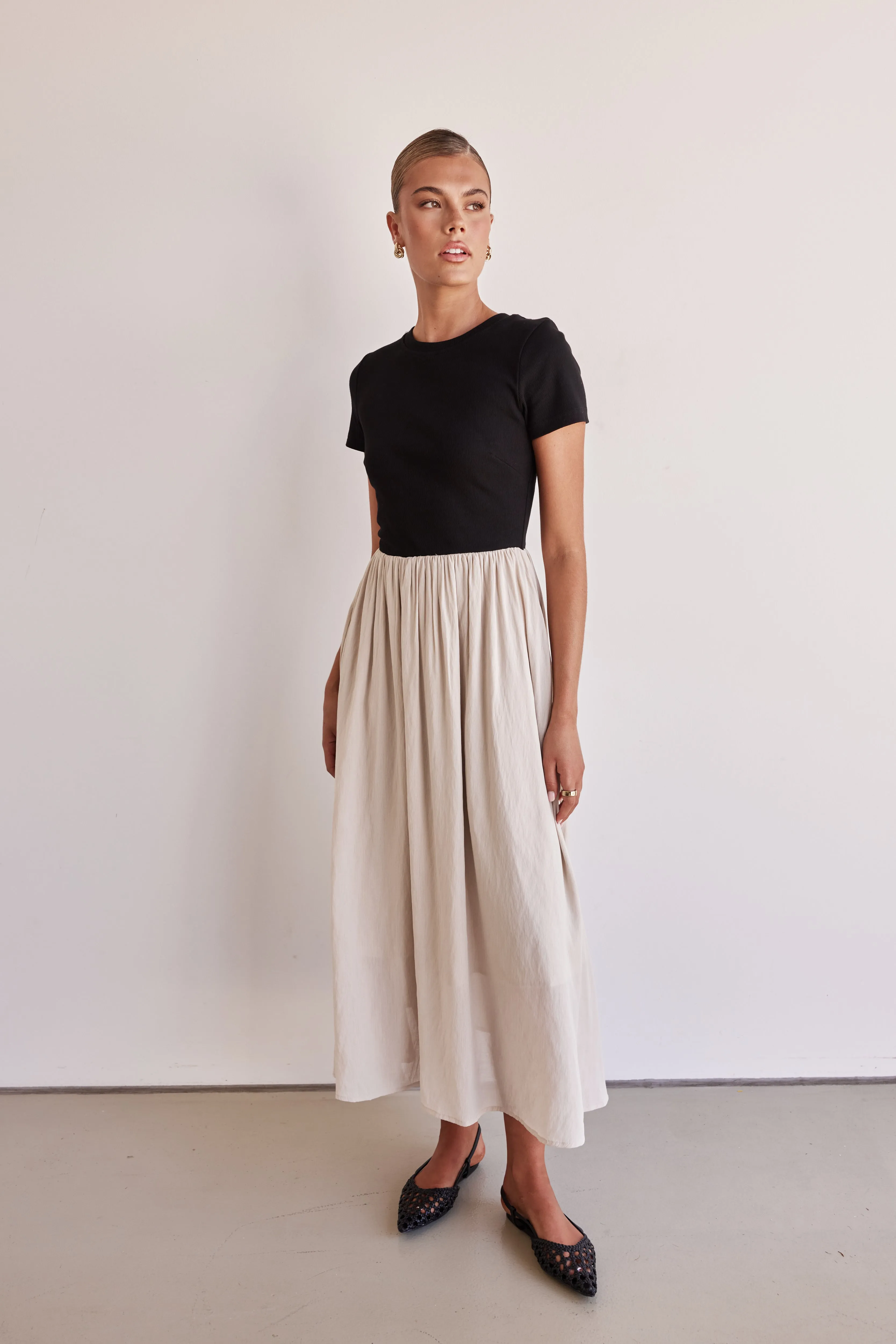 Tamsin Maxi Dress (Black) sold by Runway Scout product image thumbnail 4