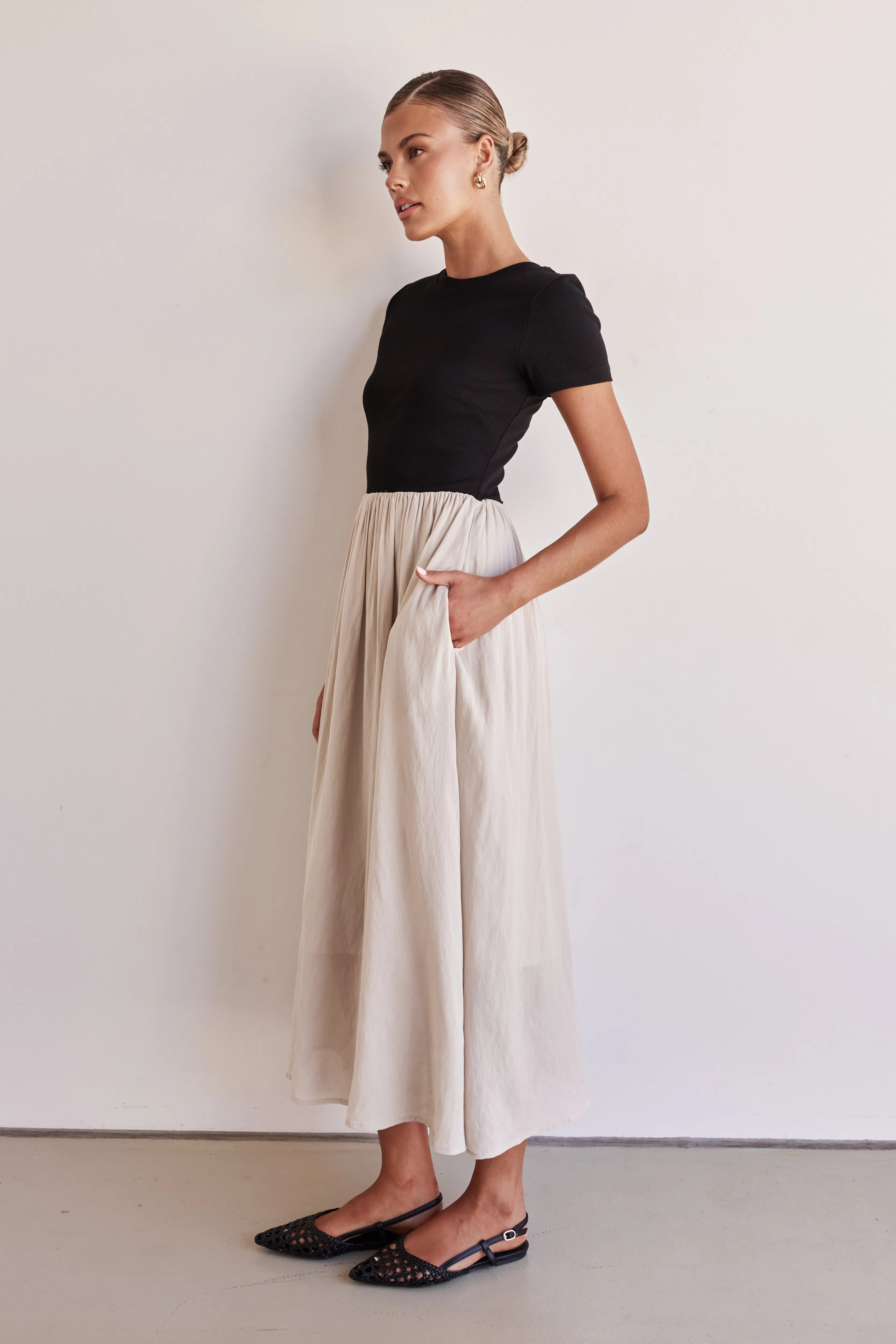 Tamsin Maxi Dress (Black) sold by Runway Scout product image thumbnail 5