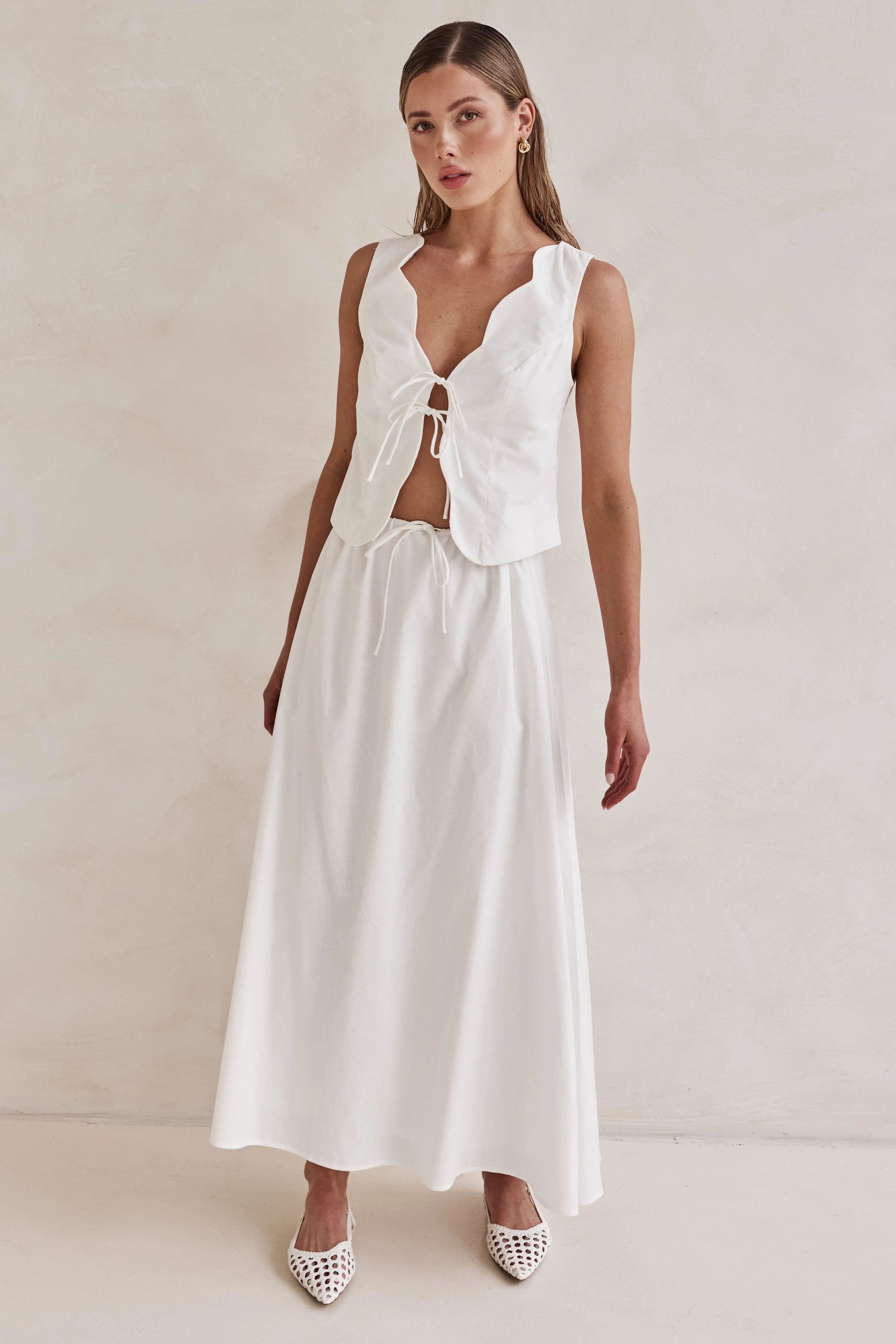 Astra Set (White) sold by Runway Scout product image thumbnail 2