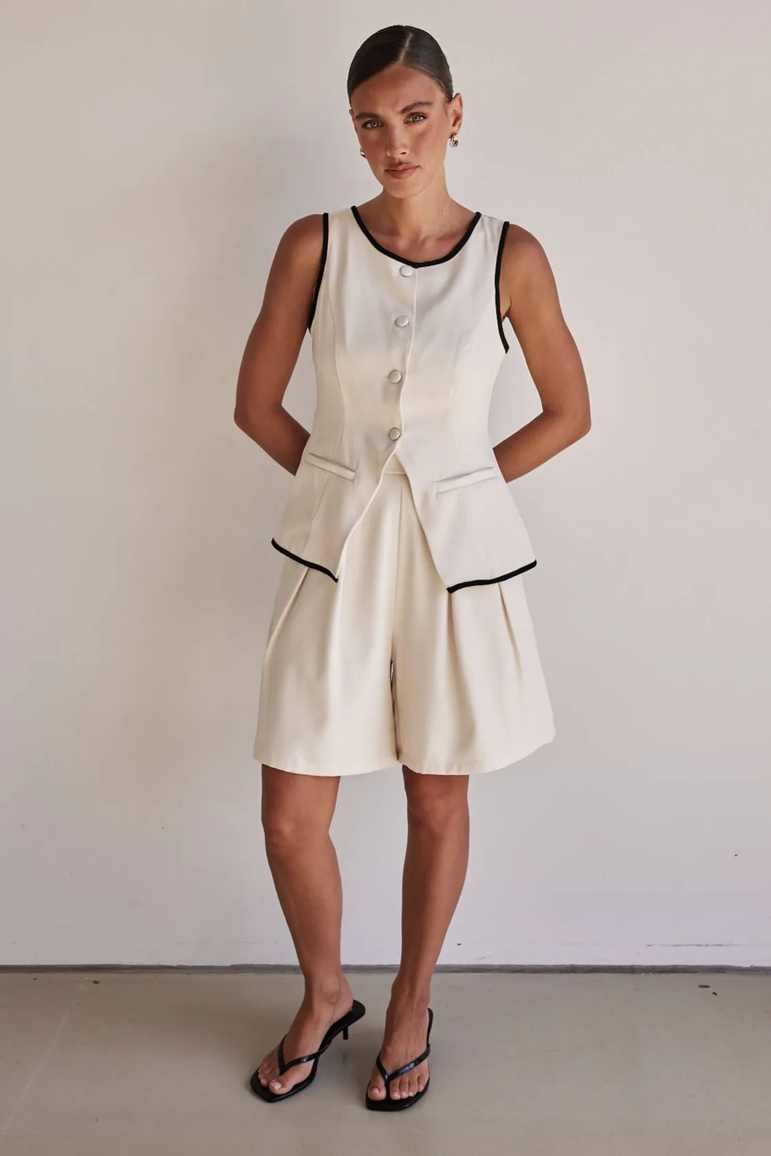 Leila Vest (Beige) sold by Runway Scout product image thumbnail 2