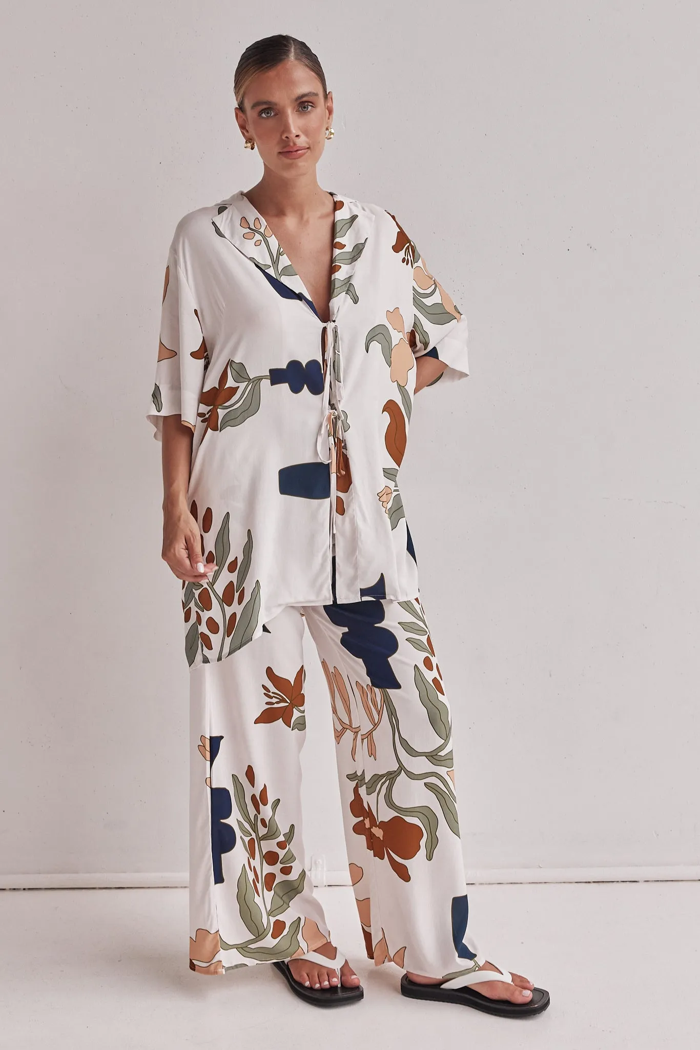 Olive Pant (White) sold by Runway Scout product image thumbnail 4