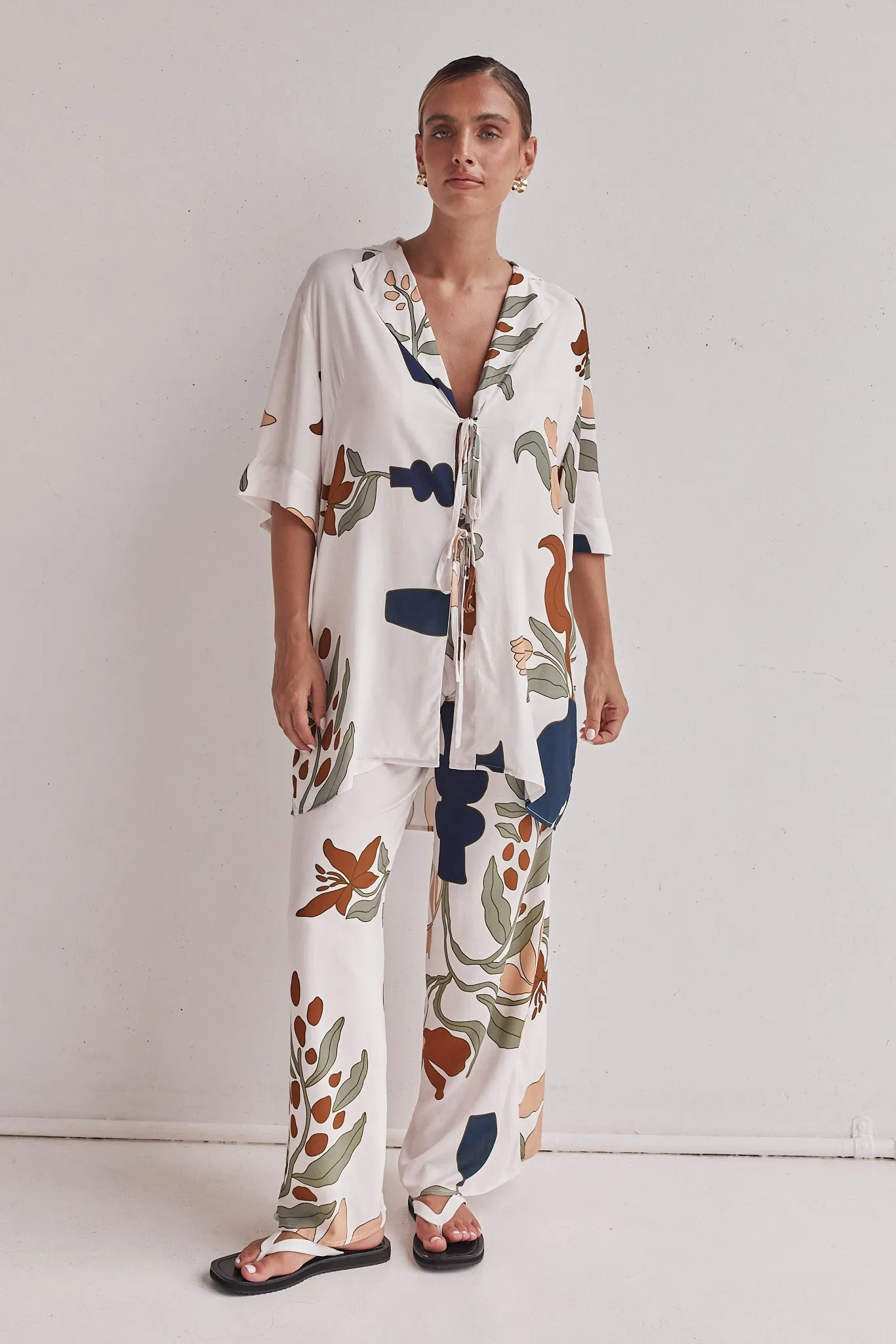 Olive Pant (White) sold by Runway Scout product image thumbnail 2