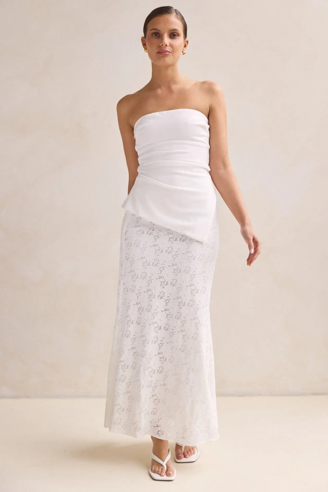 Elsa Set (White) sold by Runway Scout