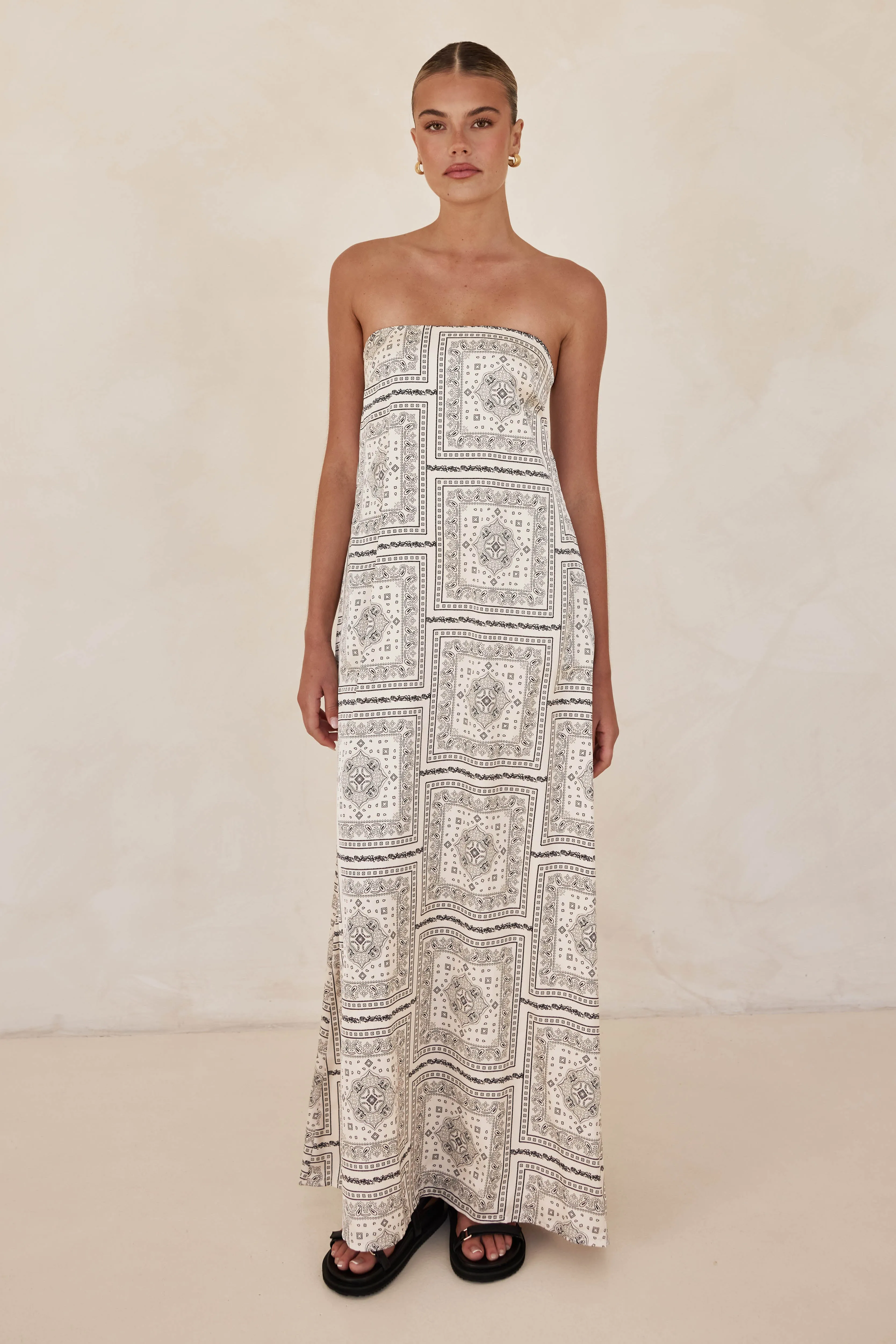 Nicole Maxi Dress (Black) sold by Runway Scout