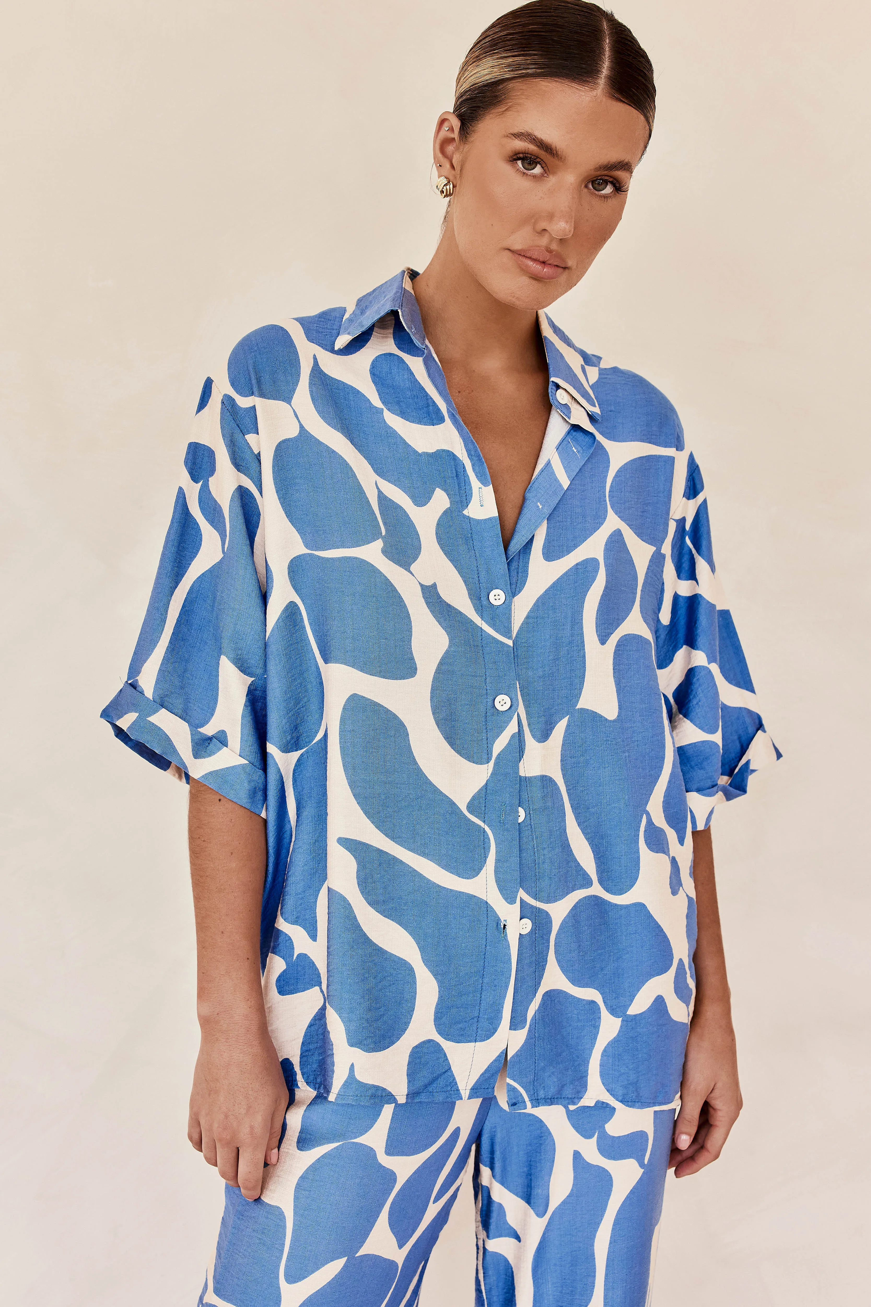 Hallie Set (Blue) sold by Runway Scout product image thumbnail 4