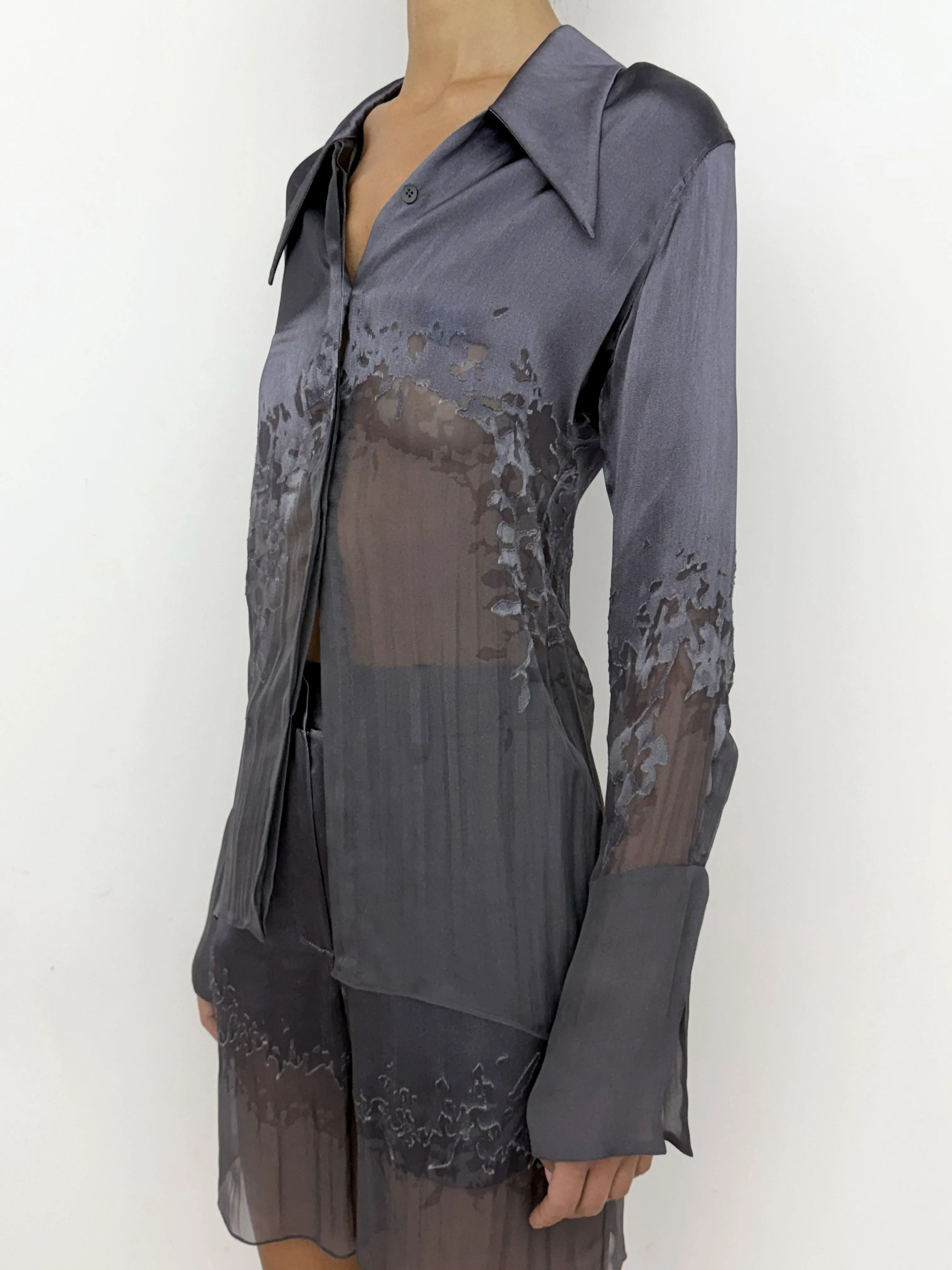 (SS26 PRE-ORDER) FOLIAGE TAILORED SHIRT - DARK GREY sold by GRACE LING product image thumbnail 3