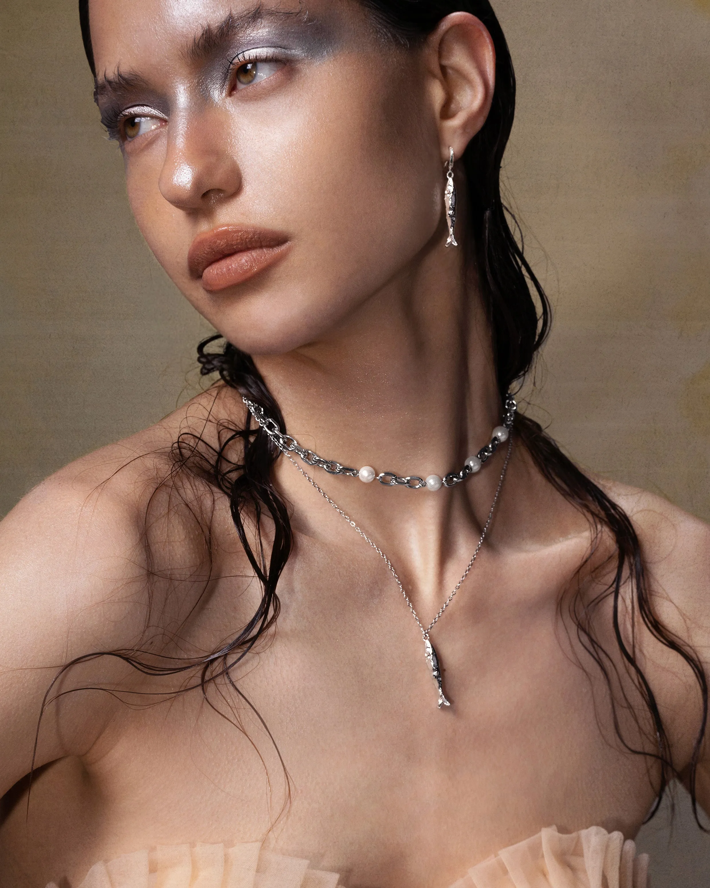 Anchovy Necklace & Earrings Set in Silver sold by En Route Jewelry product image thumbnail 2
