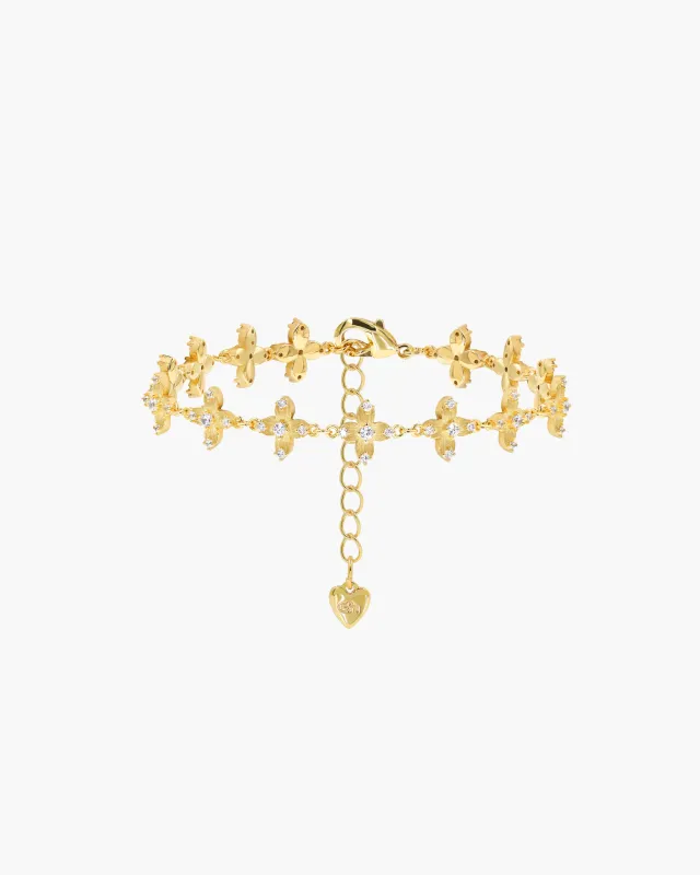 Lucky Clover Brushed Link Bracelet in Gold made by En Route Jewelry