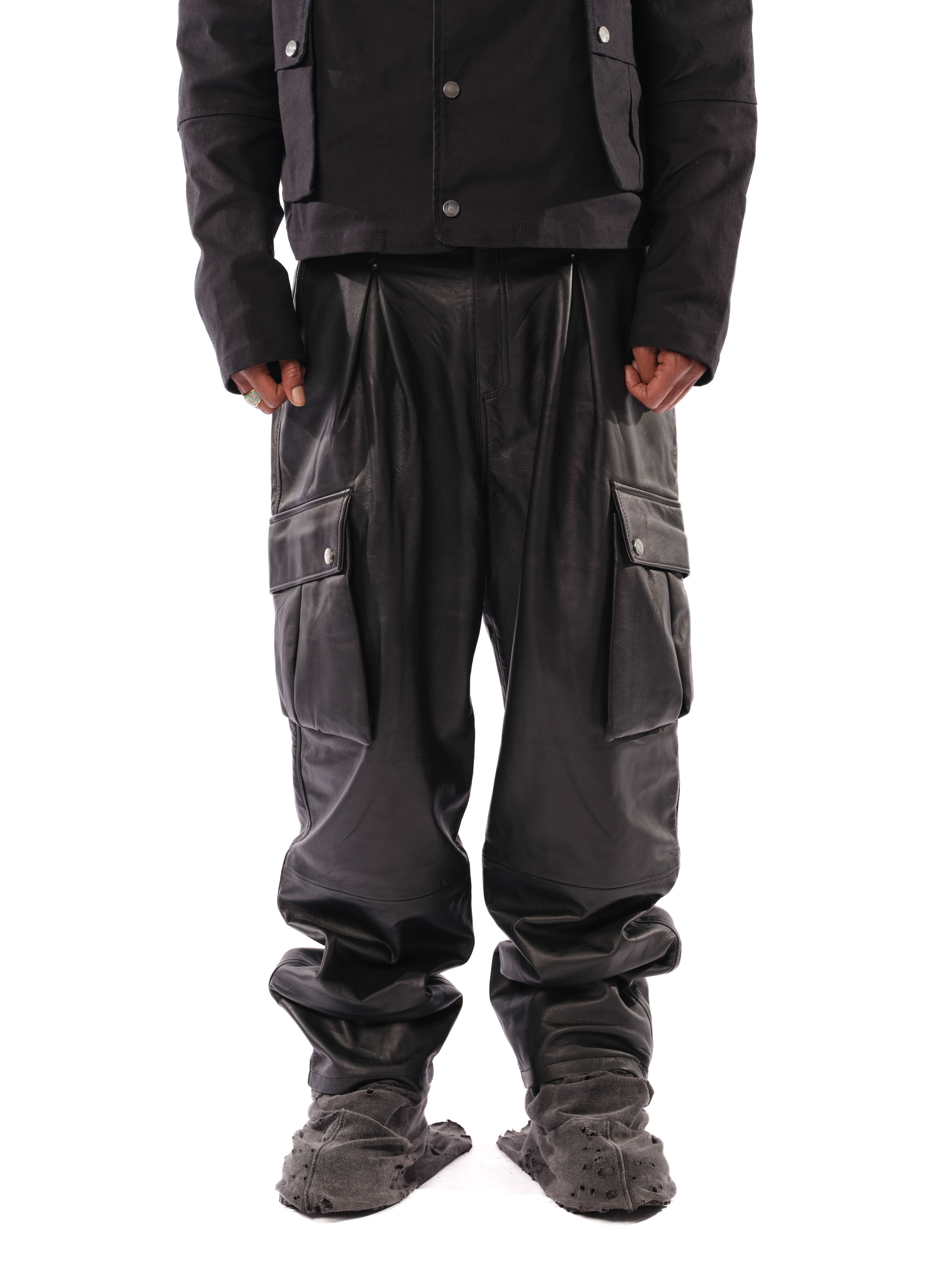 Santa Fe Cargo (Leather) sold by Karl Kani product image thumbnail 2