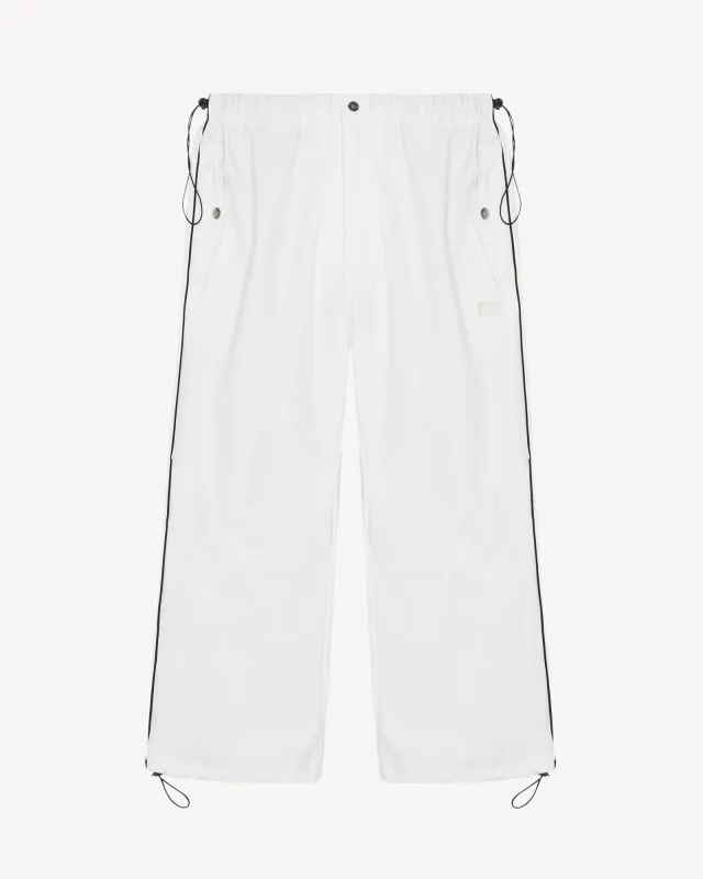 Street Thing (white) sold by Karl Kani
