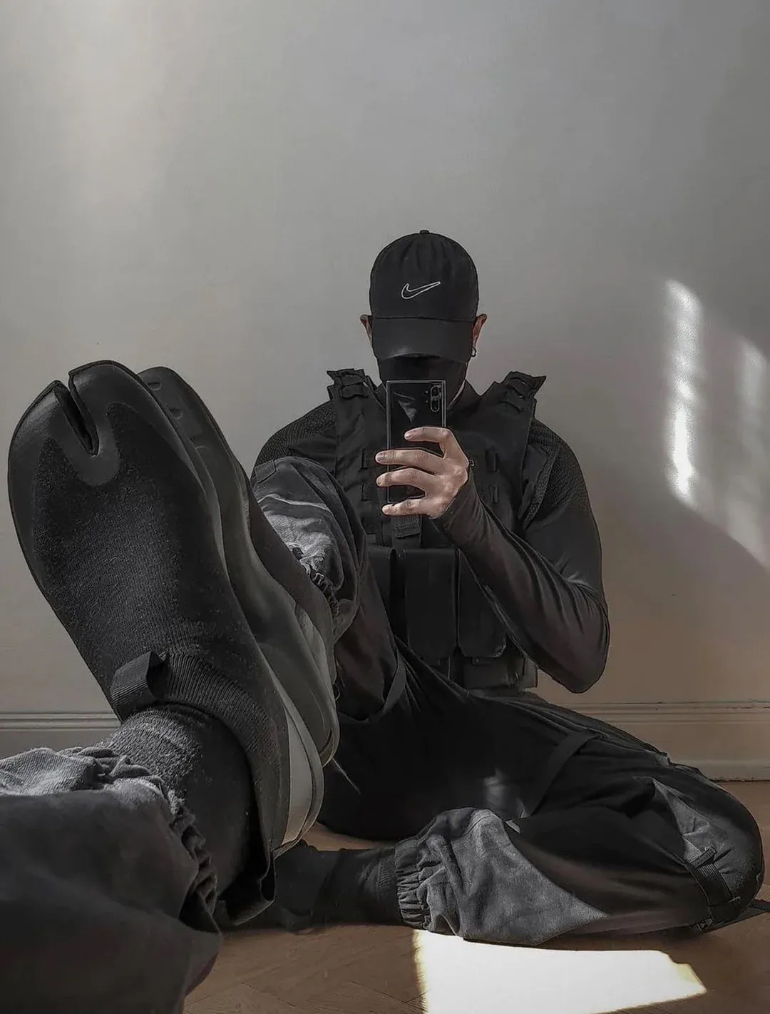 Tabi Hightop Men - Black sold by Tabi product image thumbnail 4