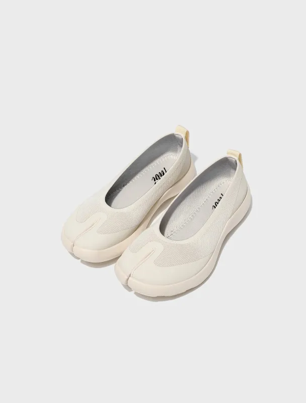 Tabi Ballerina Women - Off-white made by Tabi