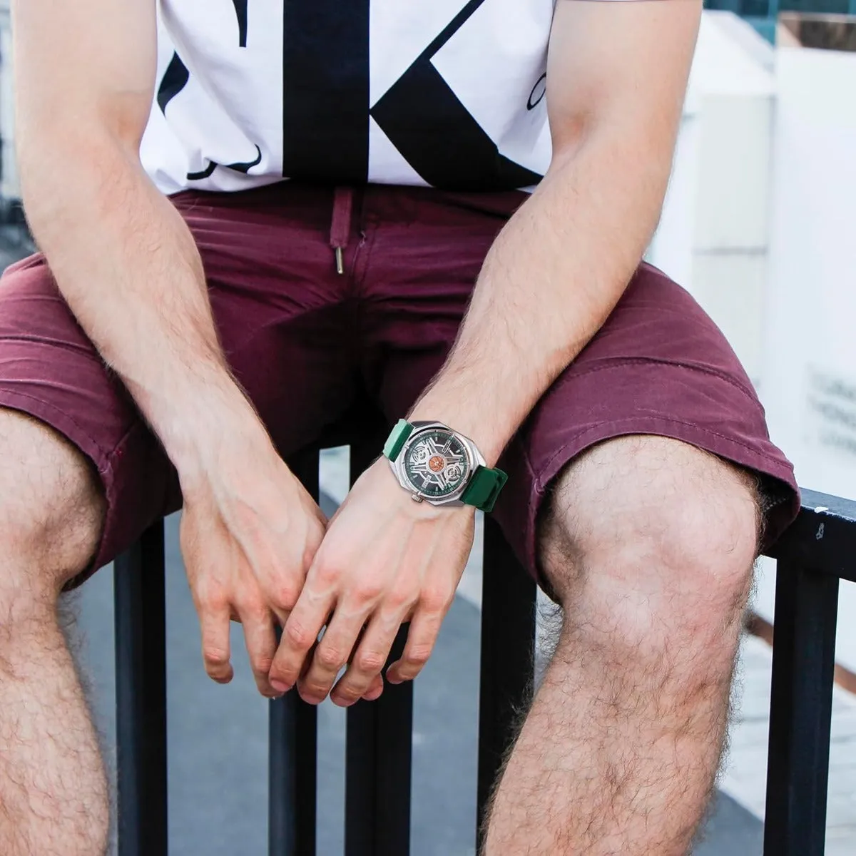 BUREI Men Wrist Watches Fashion Analog Waterproof Rubber Strap Watches for Men sold by Burei product image thumbnail 4